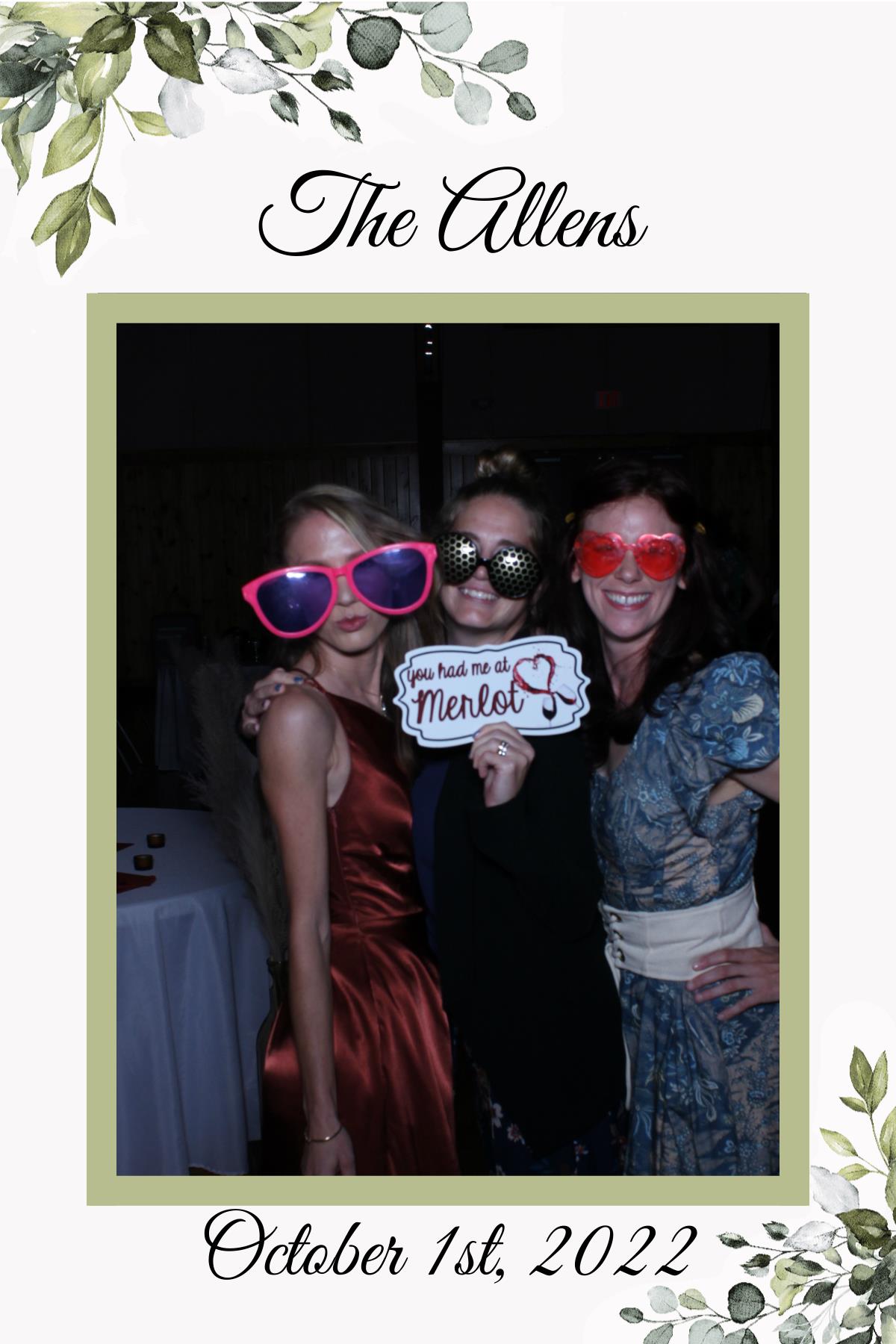 Annie and Zach's Wedding | View more photos from the event at gallery.mainemagicmirror.com/u/MaineMagicMirror/Annie-and-Zachs-Wedding
