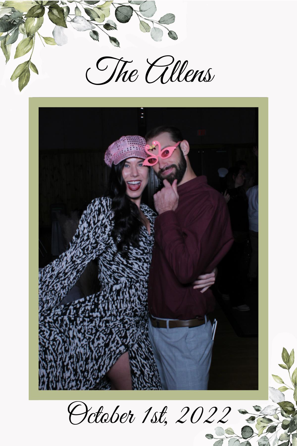 Annie and Zach's Wedding | View more photos from the event at gallery.mainemagicmirror.com/u/MaineMagicMirror/Annie-and-Zachs-Wedding