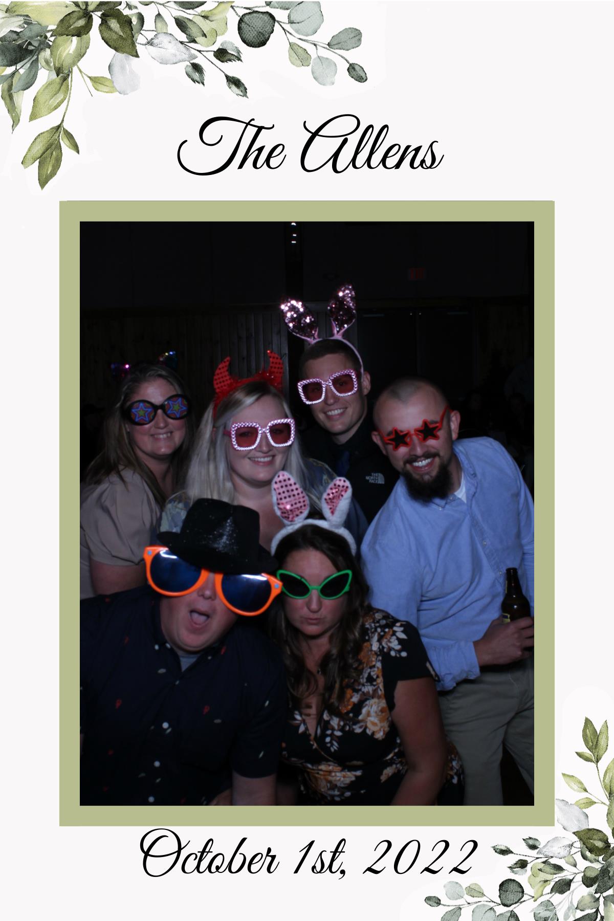 Annie and Zach's Wedding | View more photos from the event at gallery.mainemagicmirror.com/u/MaineMagicMirror/Annie-and-Zachs-Wedding