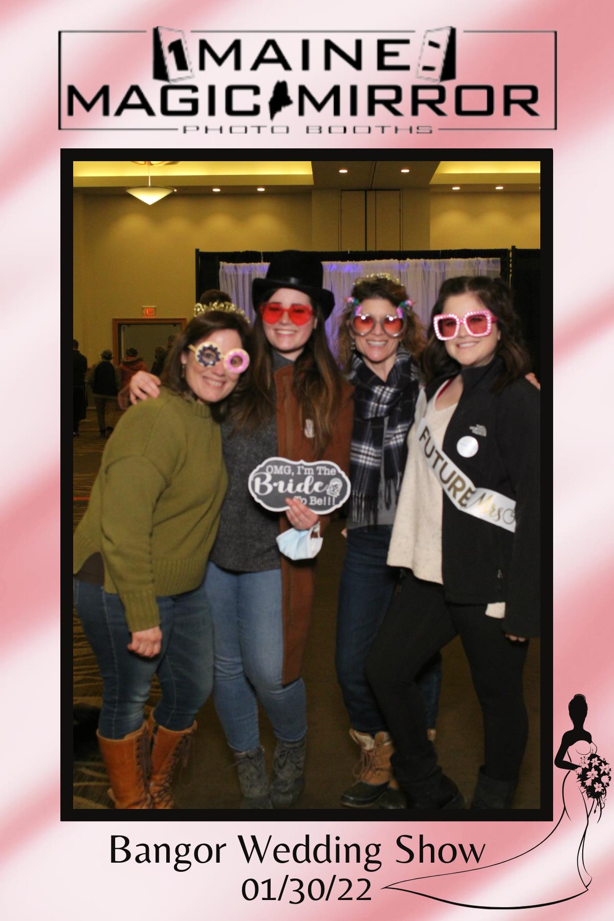 Bangor Wedding Show  | View more photos from the event at gallery.mainemagicmirror.com/u/MaineMagicMirror/Bangor-Wedding-Show-3