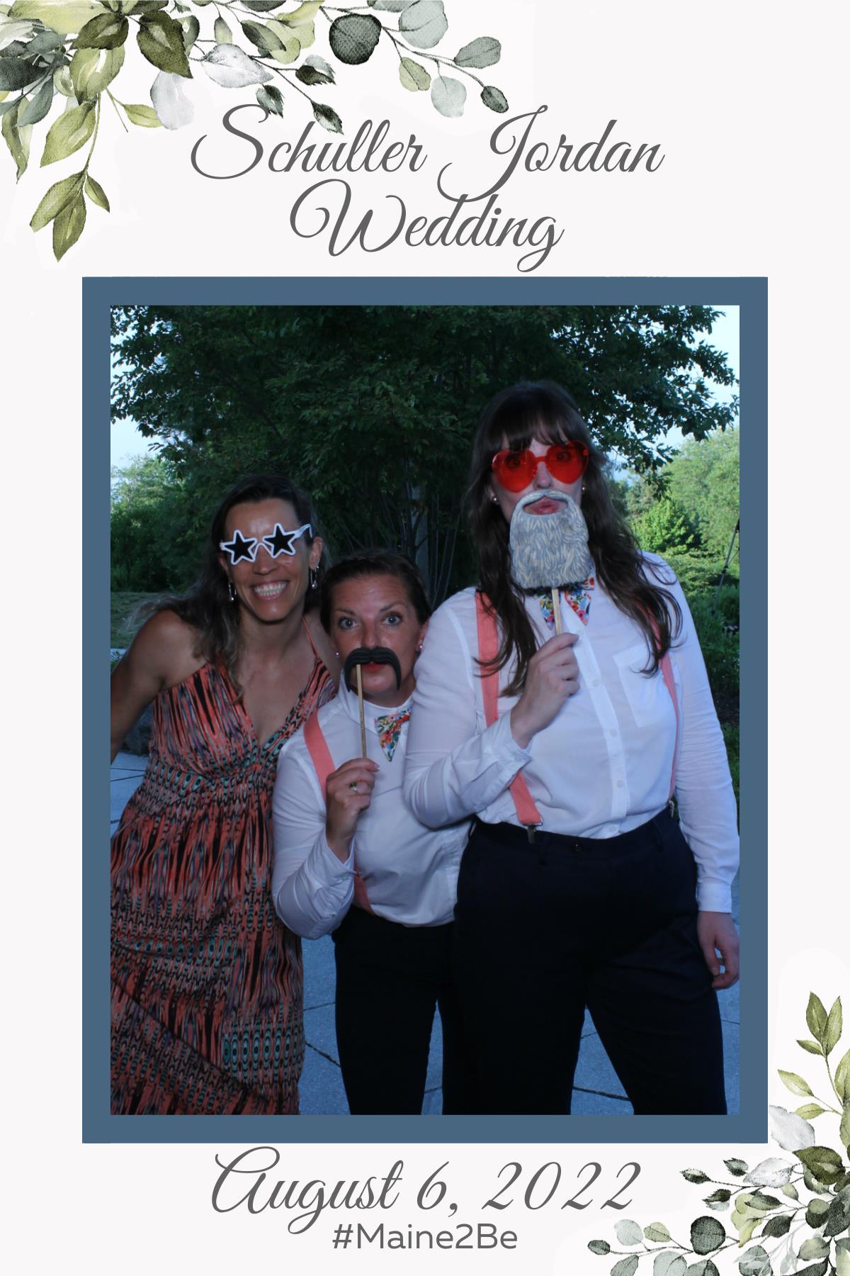 Casey and Finn's Wedding | View more photos from the event at gallery.mainemagicmirror.com/u/MaineMagicMirror/Casey-and-Finns-Wedding