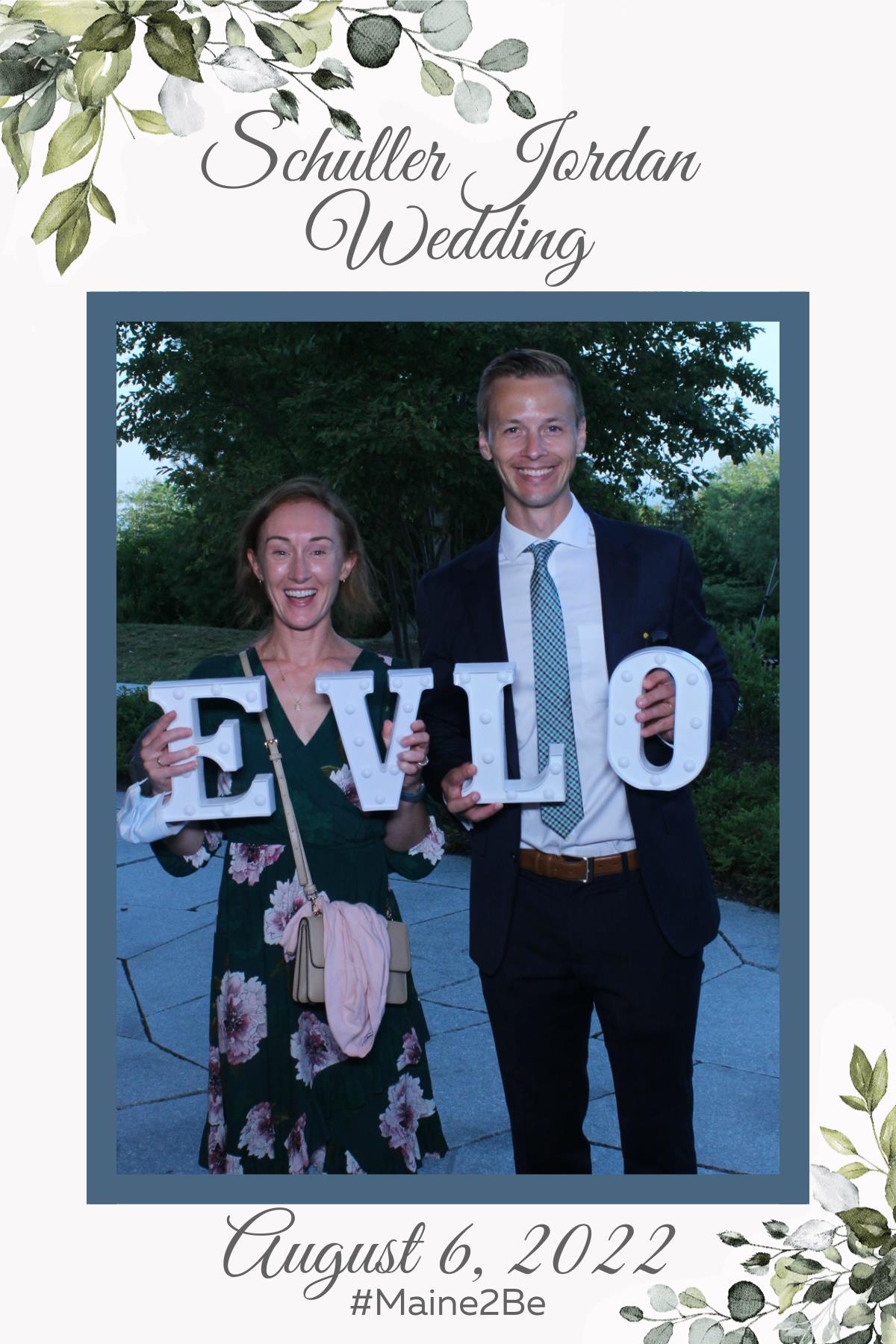 Casey and Finn's Wedding | View more photos from the event at gallery.mainemagicmirror.com/u/MaineMagicMirror/Casey-and-Finns-Wedding