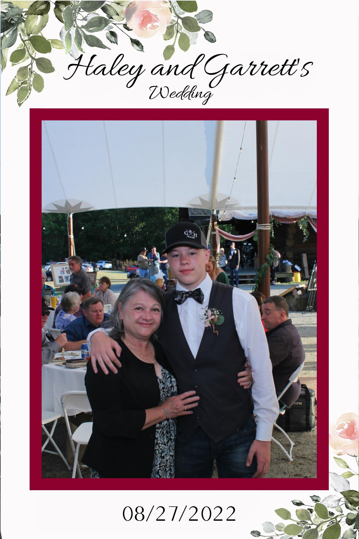 Haley and Garrett's Wedding | View more photos from the event at gallery.mainemagicmirror.com/u/MaineMagicMirror/Haley-and-Garretts-Wedding