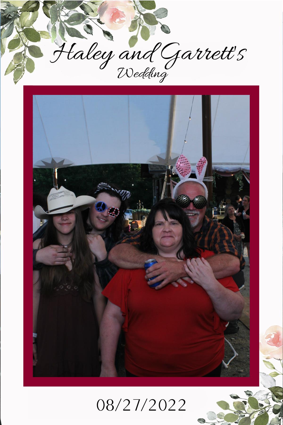 Haley and Garrett's Wedding | View more photos from the event at gallery.mainemagicmirror.com/u/MaineMagicMirror/Haley-and-Garretts-Wedding