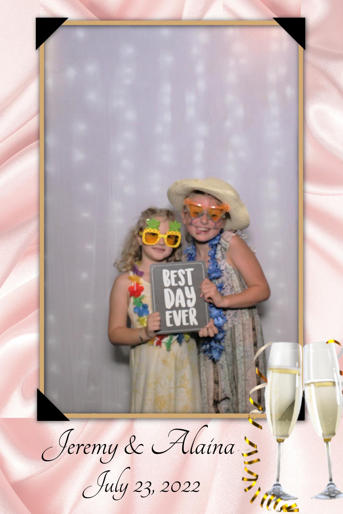 Jeremy & Alaina's Wedding | View more photos from the event at gallery.mainemagicmirror.com/u/MaineMagicMirror/Jeremy-Alainas-Wedding