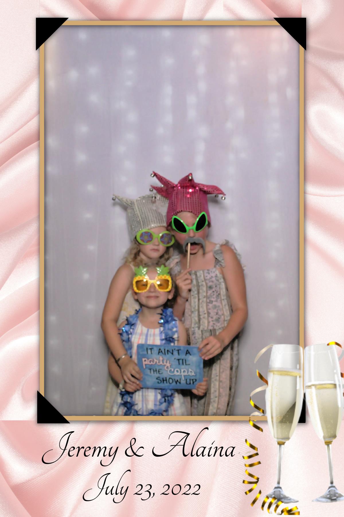 Jeremy & Alaina's Wedding | View more photos from the event at gallery.mainemagicmirror.com/u/MaineMagicMirror/Jeremy-Alainas-Wedding