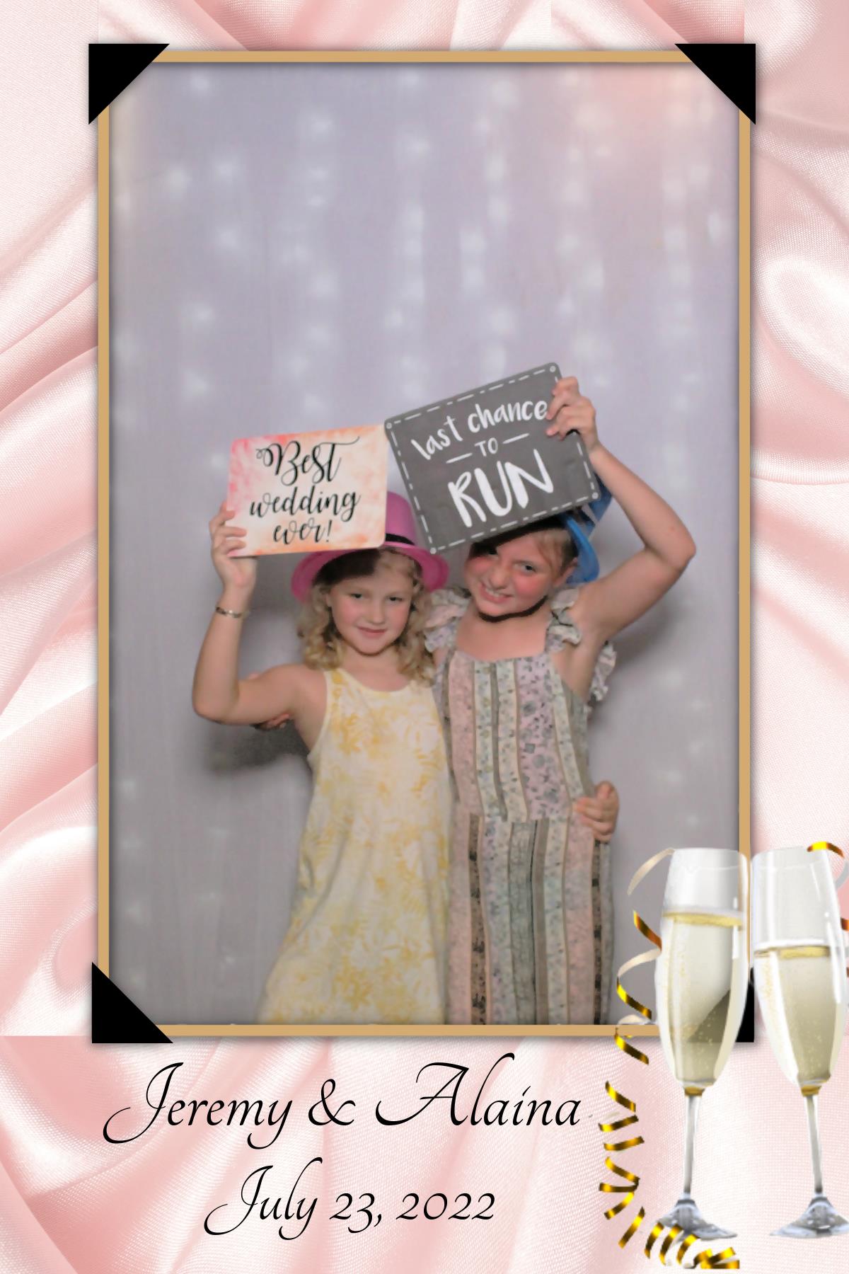 Jeremy & Alaina's Wedding | View more photos from the event at gallery.mainemagicmirror.com/u/MaineMagicMirror/Jeremy-Alainas-Wedding