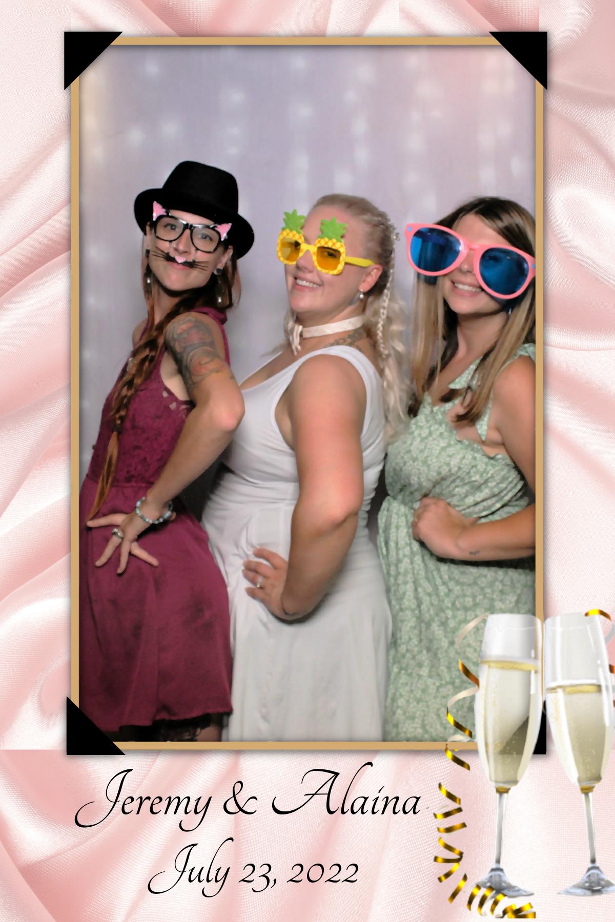 Jeremy & Alaina's Wedding | View more photos from the event at gallery.mainemagicmirror.com/u/MaineMagicMirror/Jeremy-Alainas-Wedding