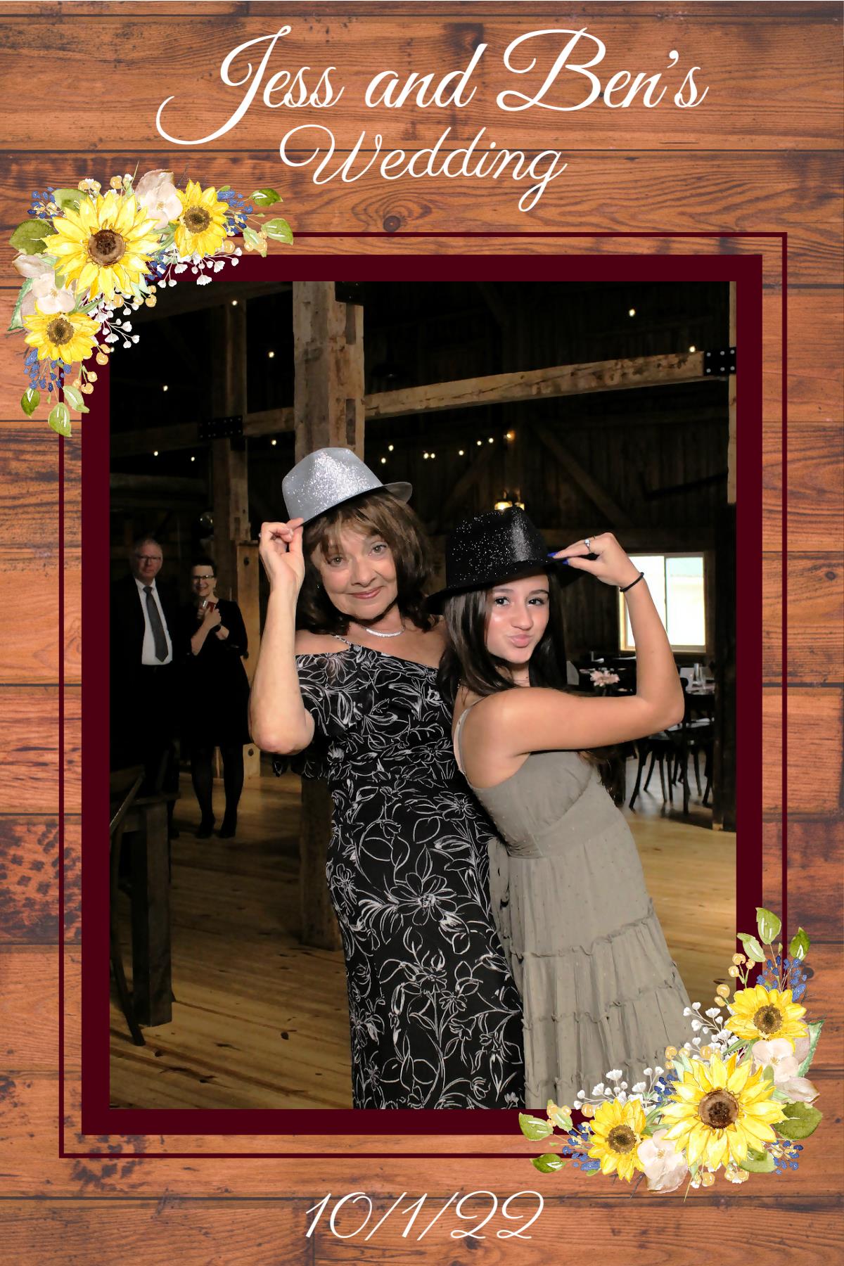 Jess and Ben's Wedding | View more photos from the event at gallery.mainemagicmirror.com/u/MaineMagicMirror/Jess-and-Bens-Wedding
