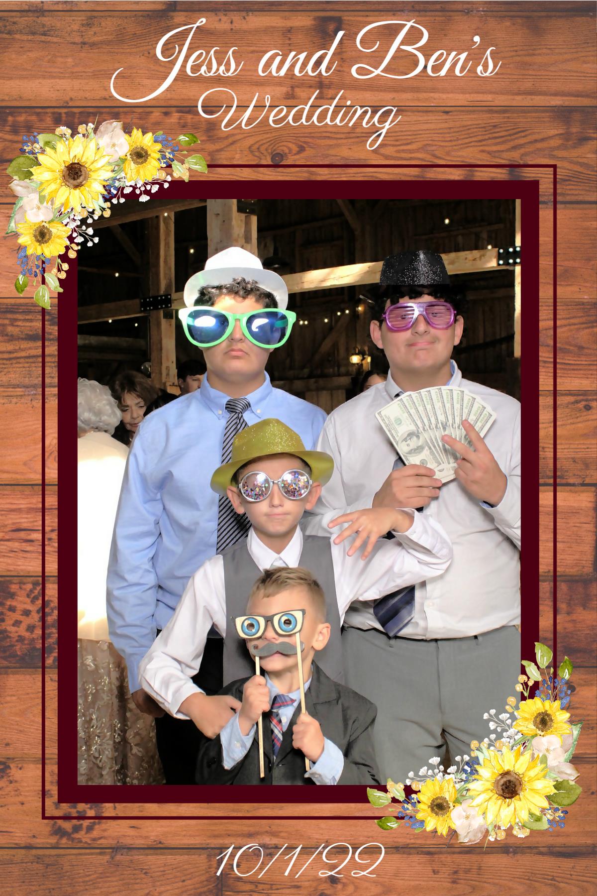 Jess and Ben's Wedding | View more photos from the event at gallery.mainemagicmirror.com/u/MaineMagicMirror/Jess-and-Bens-Wedding