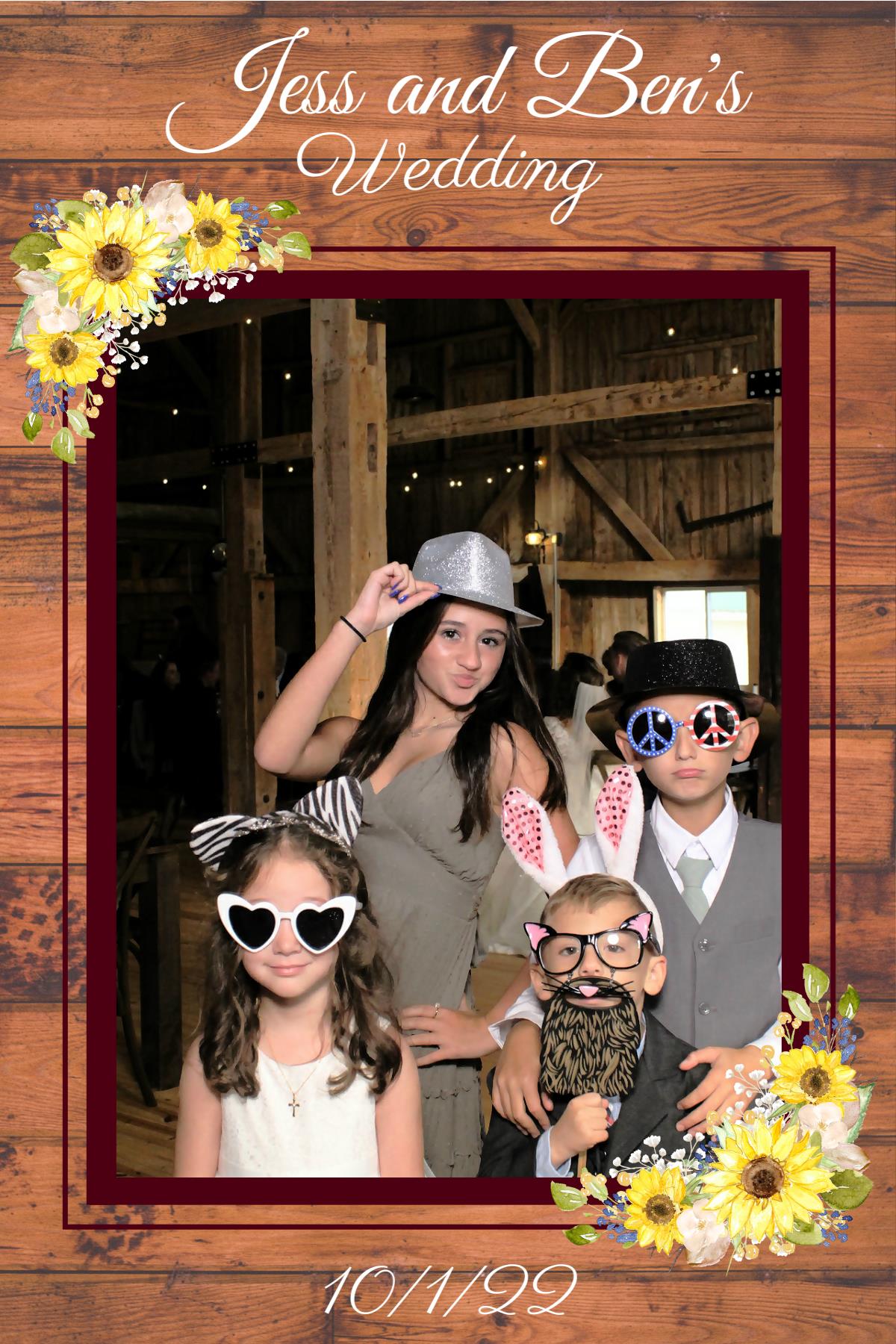 Jess and Ben's Wedding | View more photos from the event at gallery.mainemagicmirror.com/u/MaineMagicMirror/Jess-and-Bens-Wedding