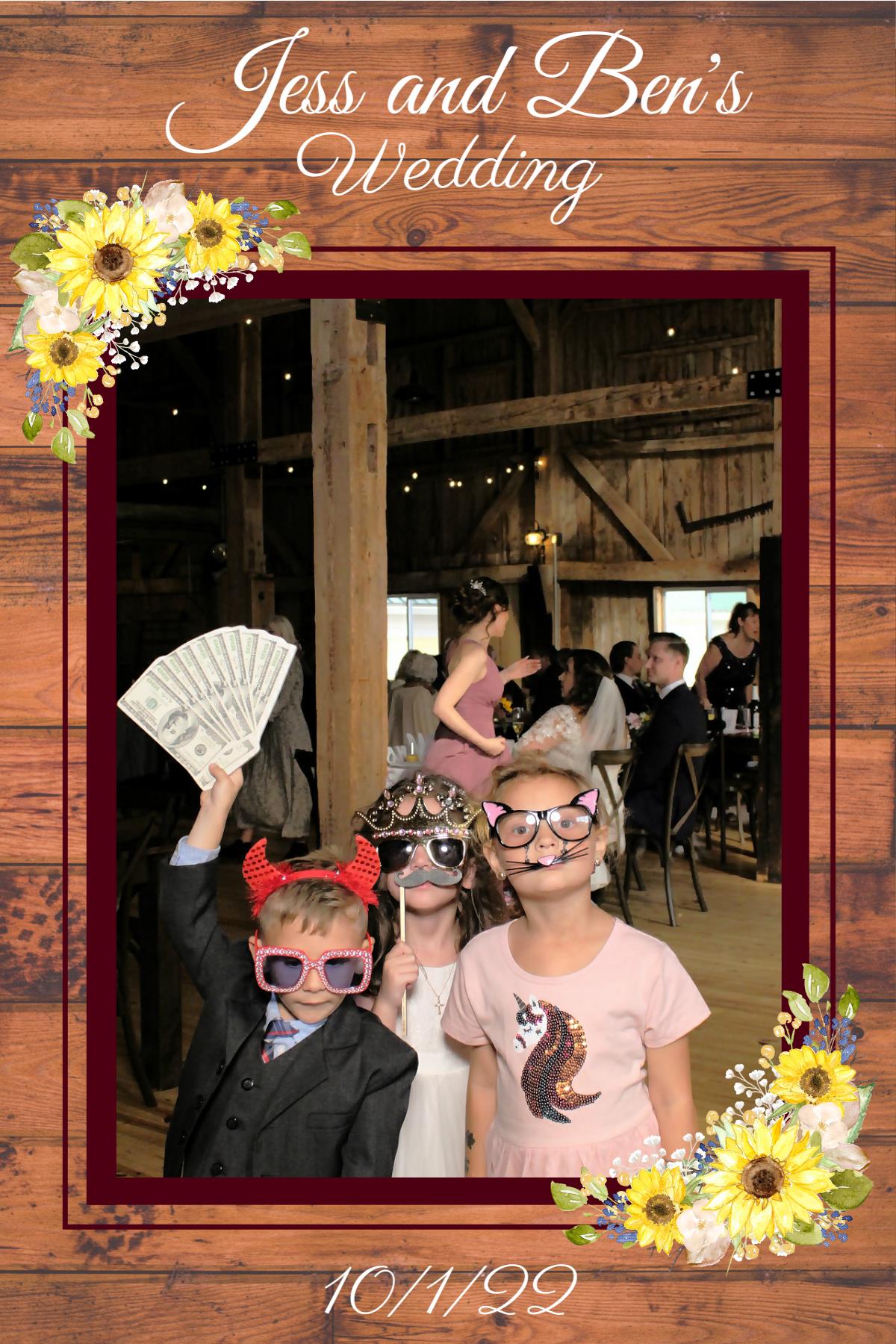 Jess and Ben's Wedding | View more photos from the event at gallery.mainemagicmirror.com/u/MaineMagicMirror/Jess-and-Bens-Wedding