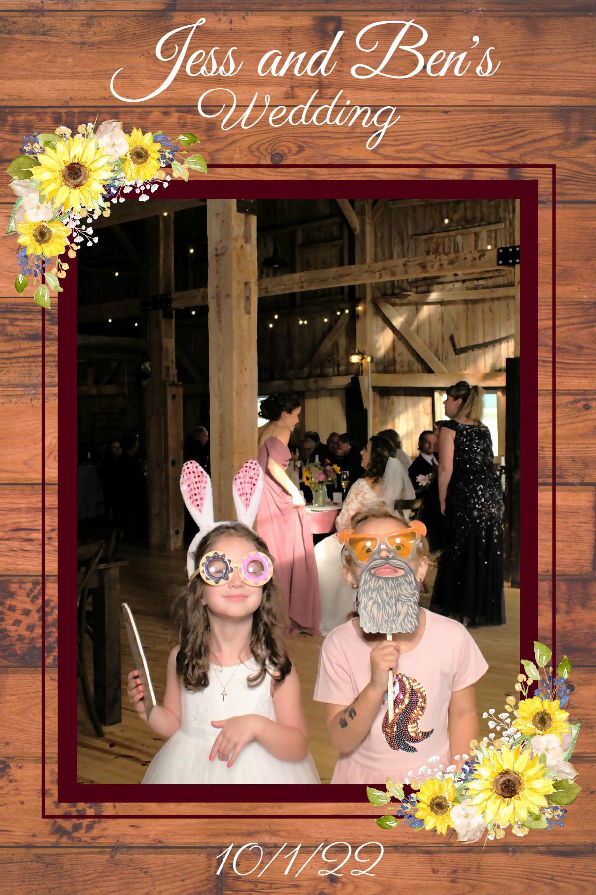 Jess and Ben's Wedding | View more photos from the event at gallery.mainemagicmirror.com/u/MaineMagicMirror/Jess-and-Bens-Wedding