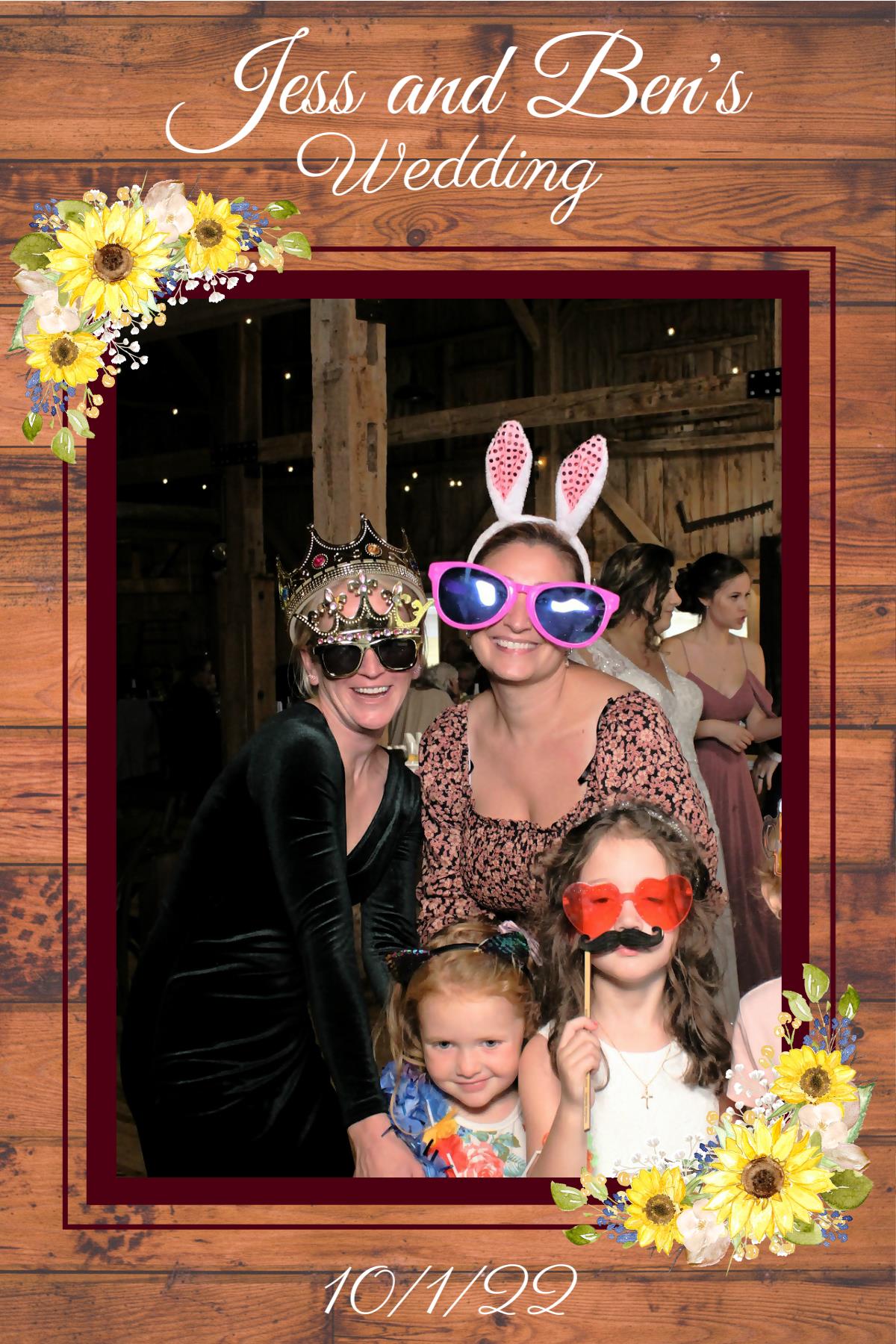 Jess and Ben's Wedding | View more photos from the event at gallery.mainemagicmirror.com/u/MaineMagicMirror/Jess-and-Bens-Wedding