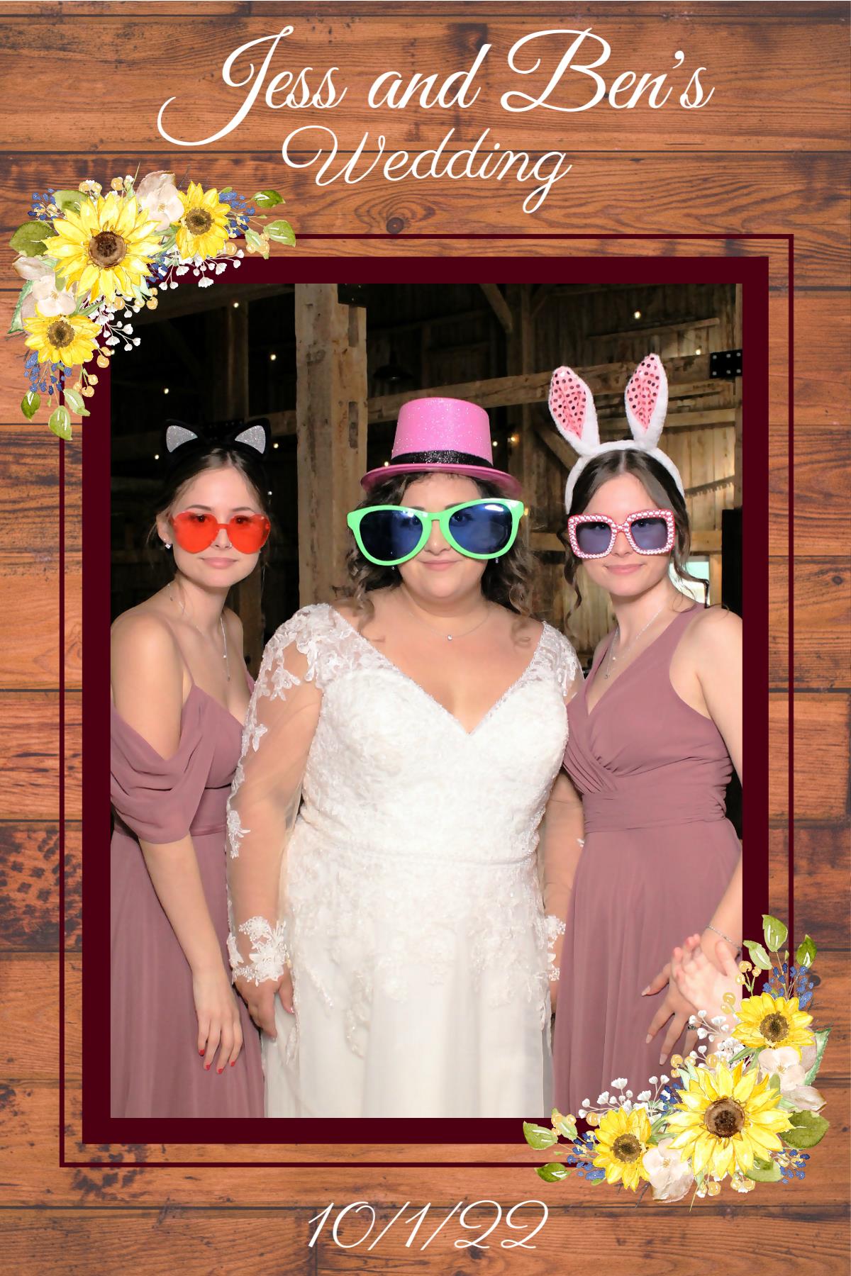 Jess and Ben's Wedding | View more photos from the event at gallery.mainemagicmirror.com/u/MaineMagicMirror/Jess-and-Bens-Wedding