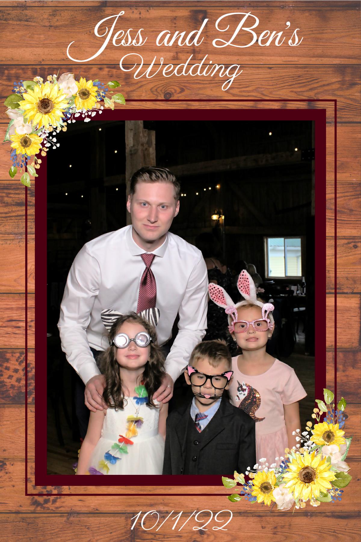 Jess and Ben's Wedding | View more photos from the event at gallery.mainemagicmirror.com/u/MaineMagicMirror/Jess-and-Bens-Wedding