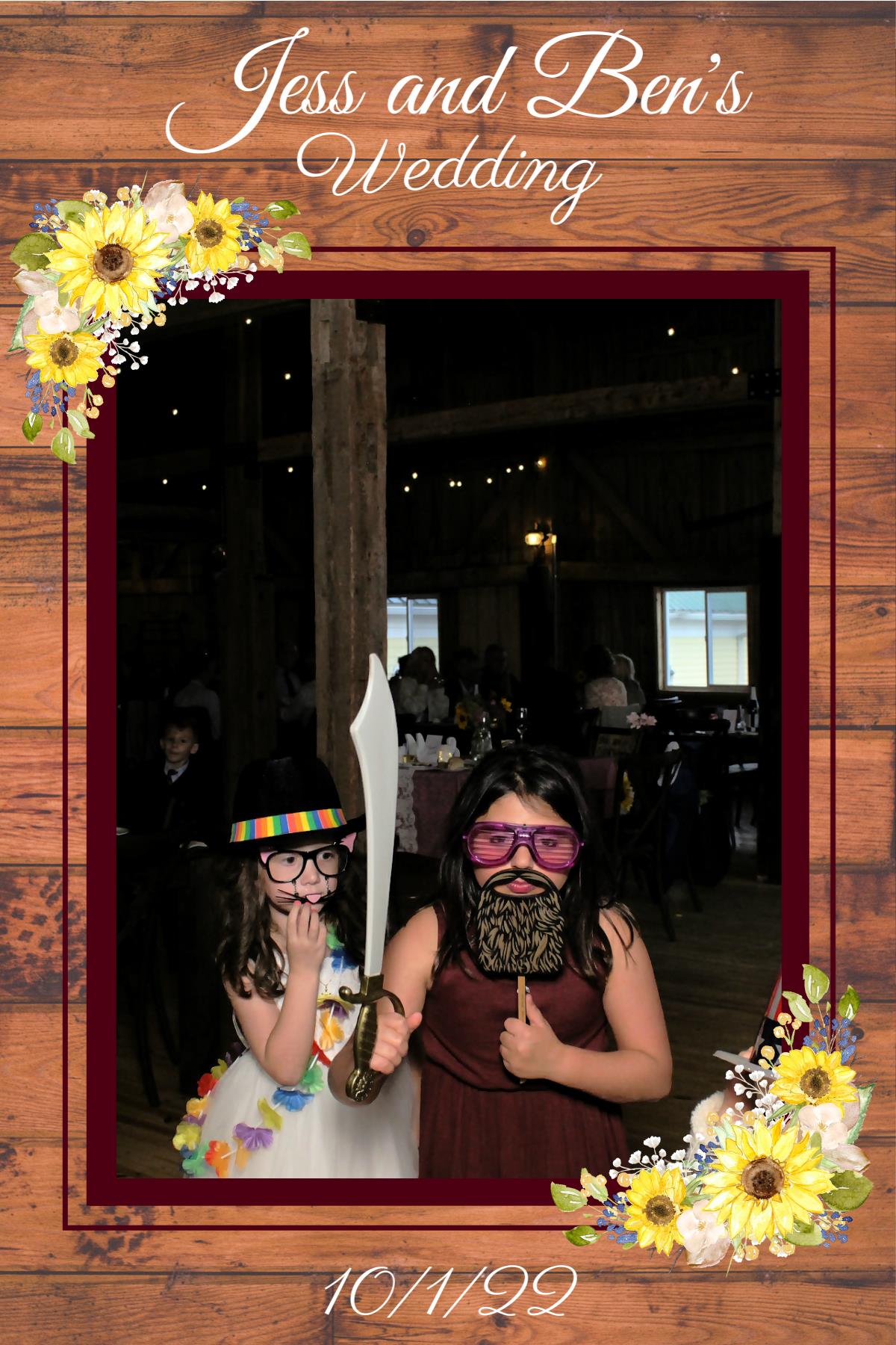 Jess and Ben's Wedding | View more photos from the event at gallery.mainemagicmirror.com/u/MaineMagicMirror/Jess-and-Bens-Wedding