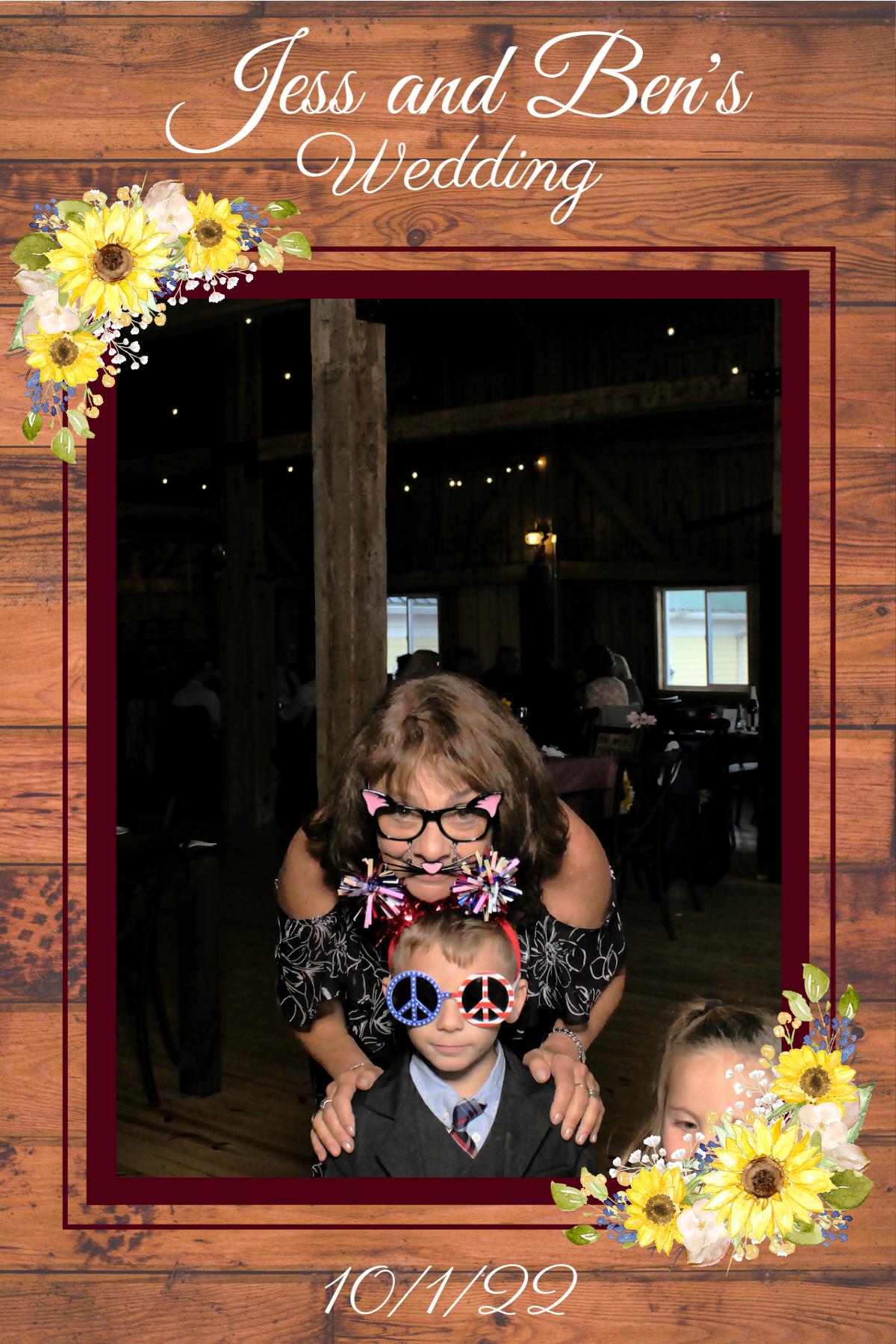 Jess and Ben's Wedding | View more photos from the event at gallery.mainemagicmirror.com/u/MaineMagicMirror/Jess-and-Bens-Wedding