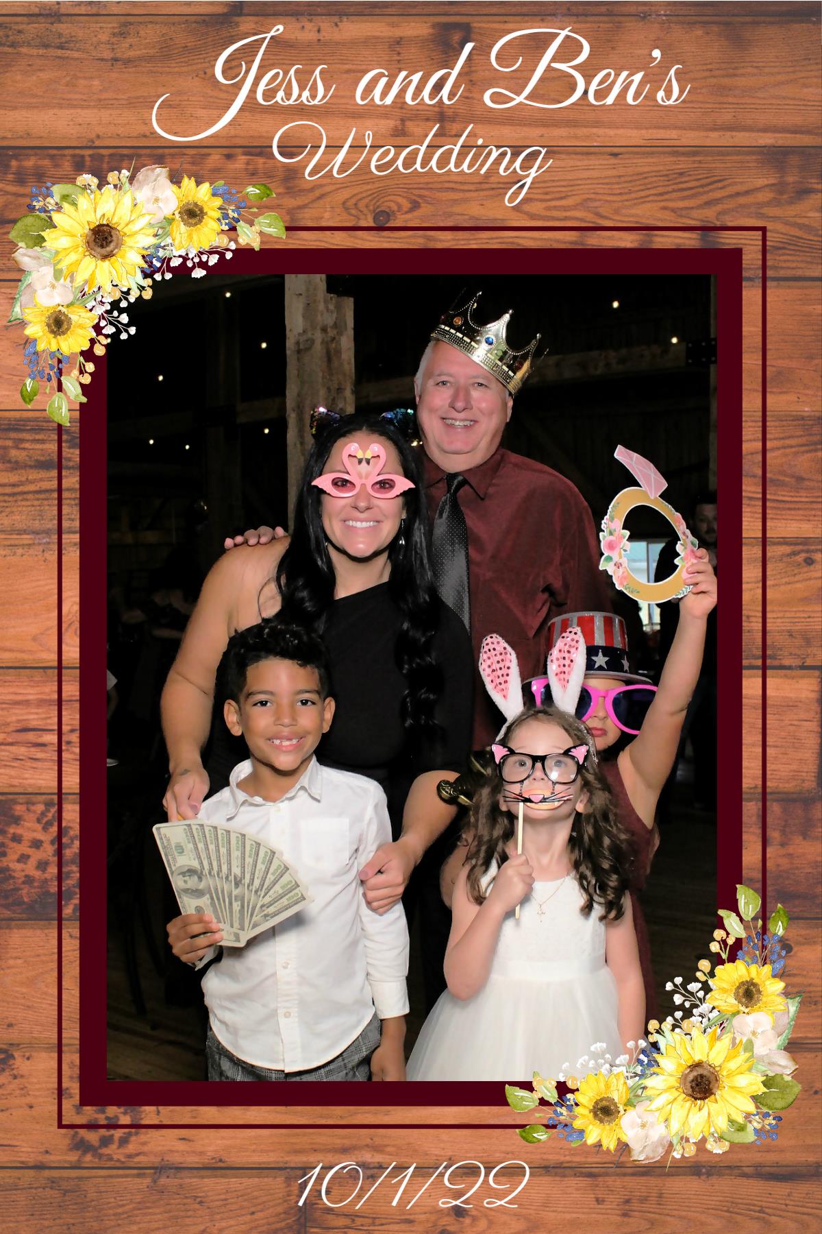 Jess and Ben's Wedding | View more photos from the event at gallery.mainemagicmirror.com/u/MaineMagicMirror/Jess-and-Bens-Wedding