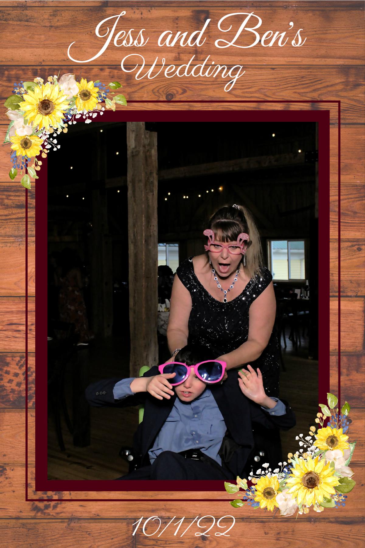 Jess and Ben's Wedding | View more photos from the event at gallery.mainemagicmirror.com/u/MaineMagicMirror/Jess-and-Bens-Wedding