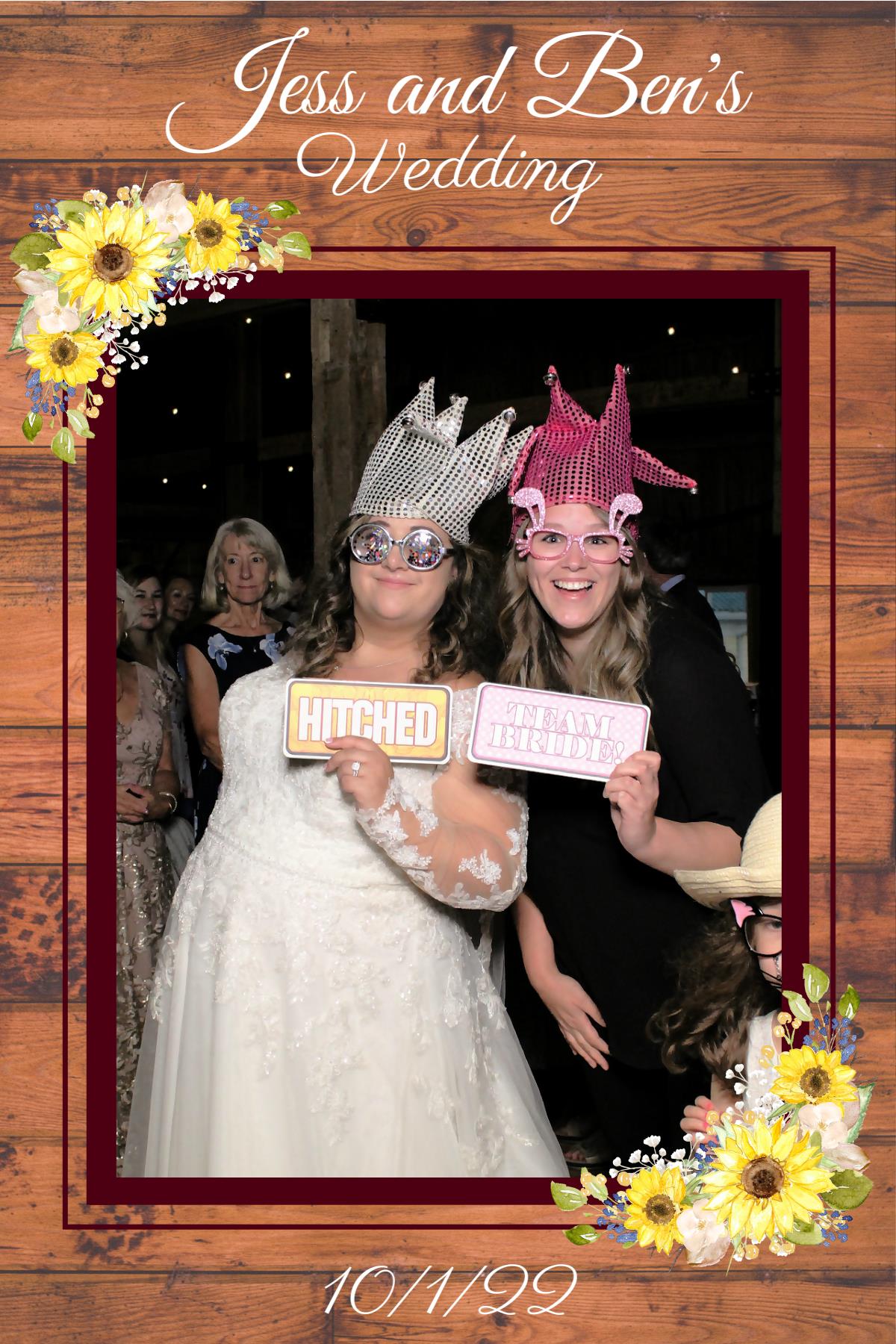 Jess and Ben's Wedding | View more photos from the event at gallery.mainemagicmirror.com/u/MaineMagicMirror/Jess-and-Bens-Wedding