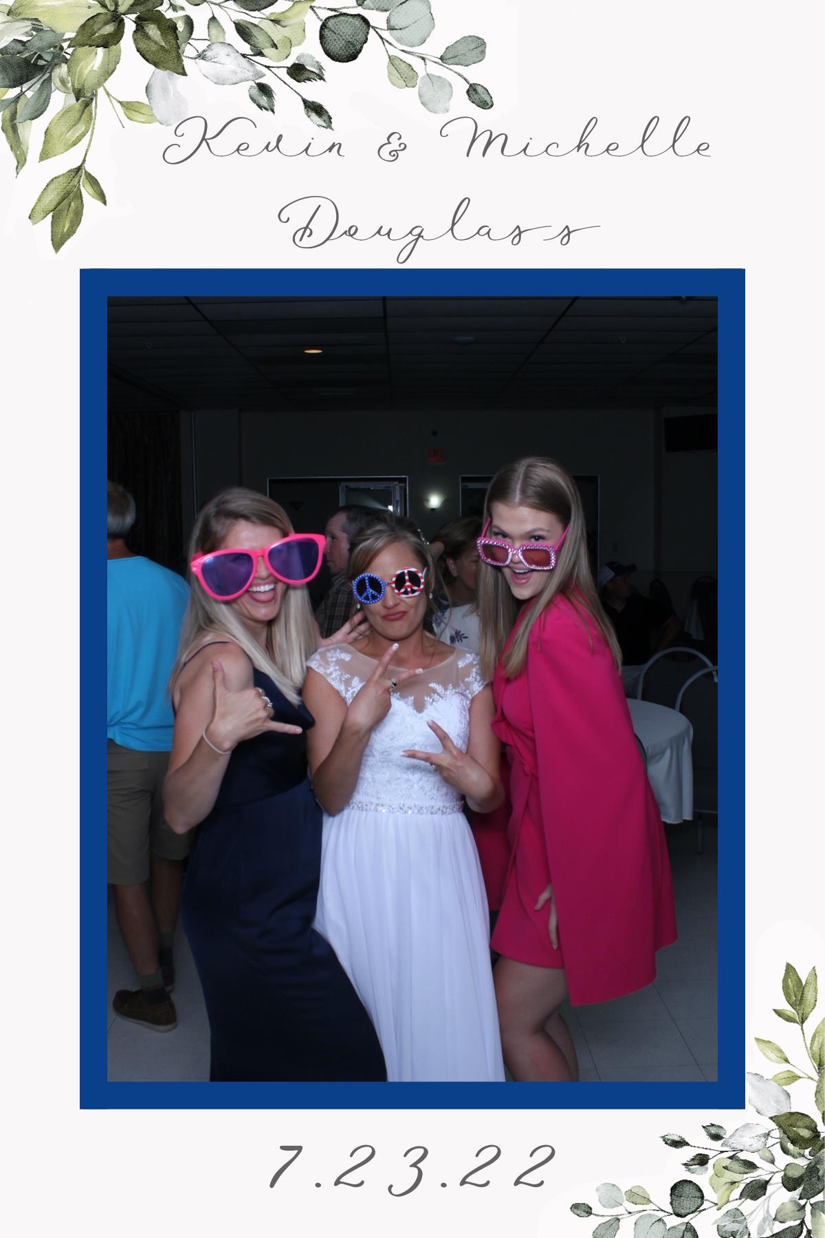Kevin & Michelle's Wedding | View more photos from the event at gallery.mainemagicmirror.com/u/MaineMagicMirror/Kevin-Michelles-Wedding