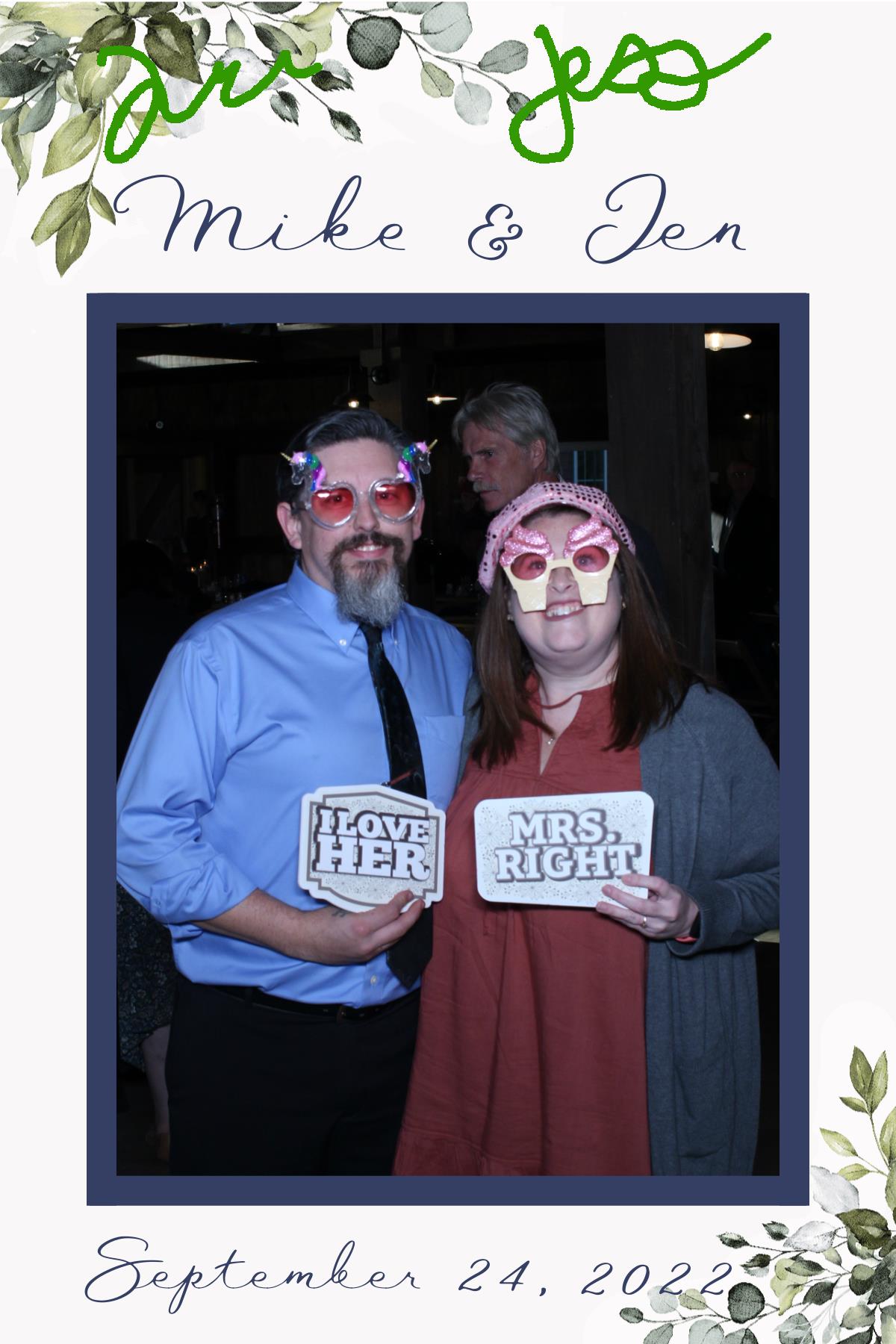 Mike and Jen's Wedding | View more photos from the event at gallery.mainemagicmirror.com/u/MaineMagicMirror/Mike-and-Jens-Wedding