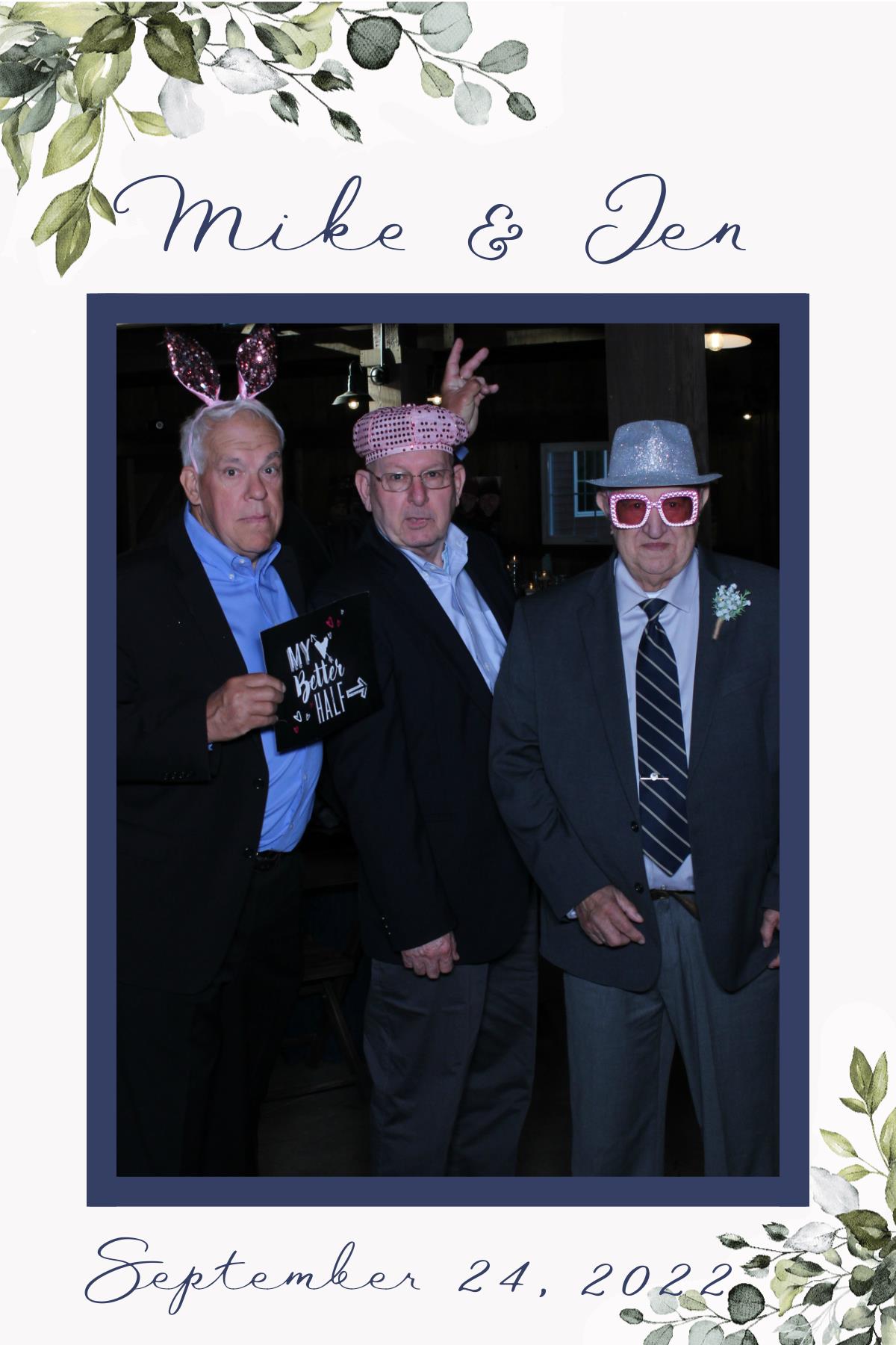 Mike and Jen's Wedding | View more photos from the event at gallery.mainemagicmirror.com/u/MaineMagicMirror/Mike-and-Jens-Wedding