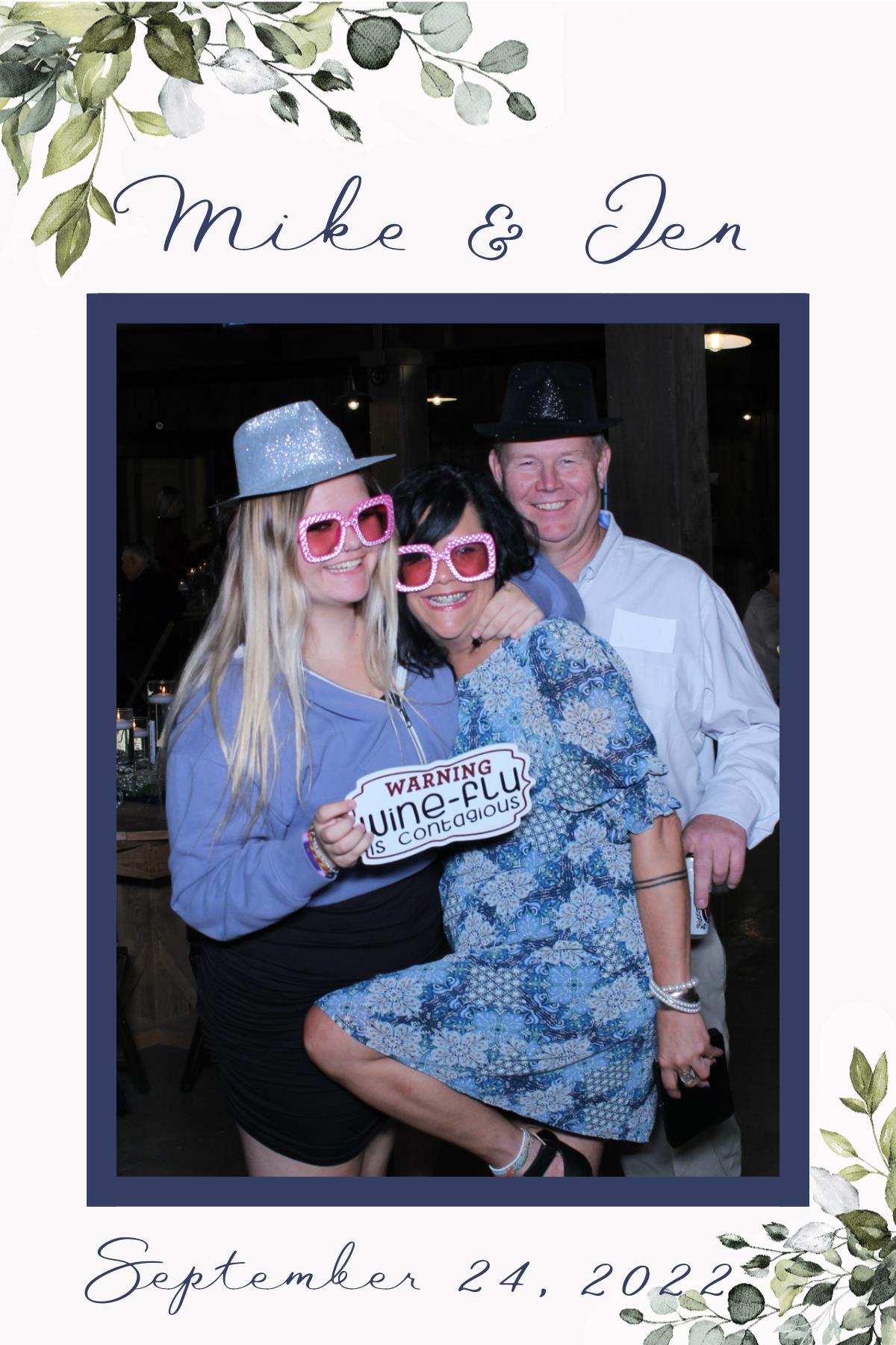 Mike and Jen's Wedding | View more photos from the event at gallery.mainemagicmirror.com/u/MaineMagicMirror/Mike-and-Jens-Wedding