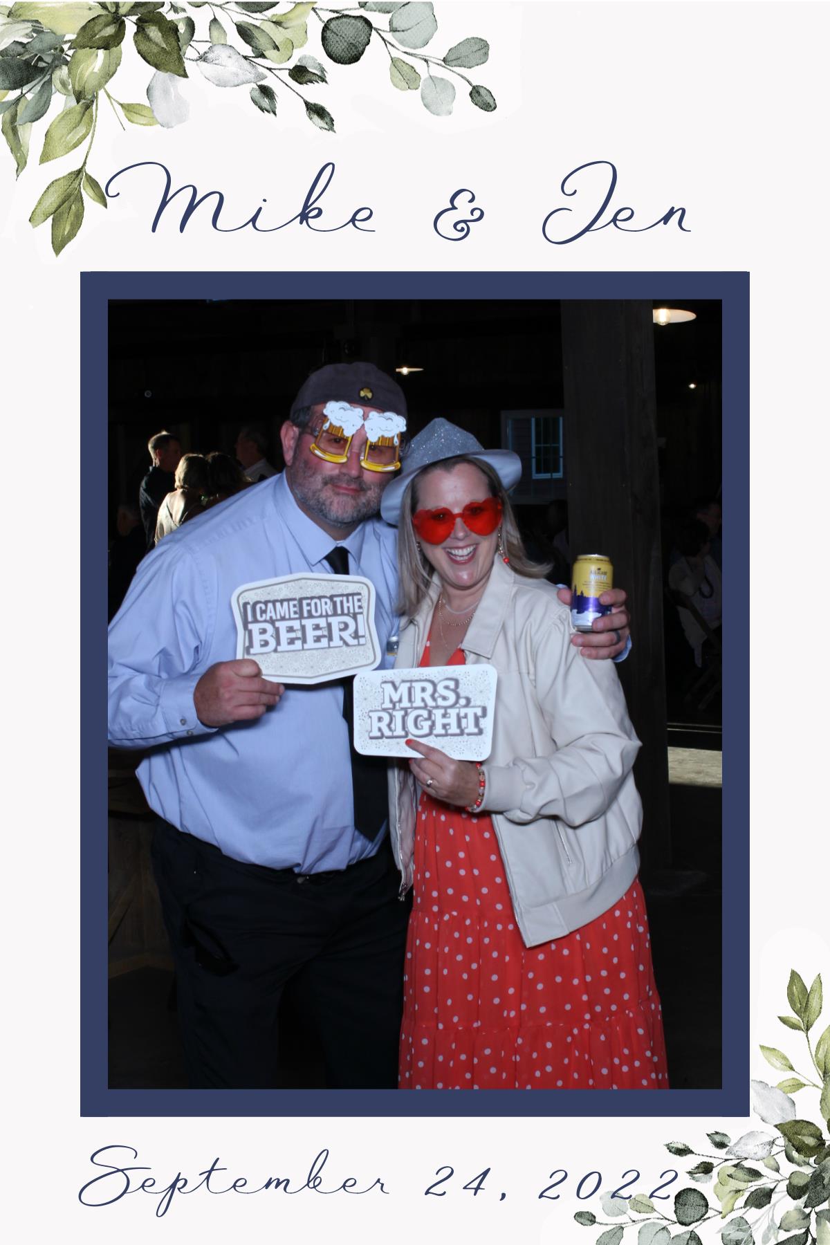 Mike and Jen's Wedding | View more photos from the event at gallery.mainemagicmirror.com/u/MaineMagicMirror/Mike-and-Jens-Wedding