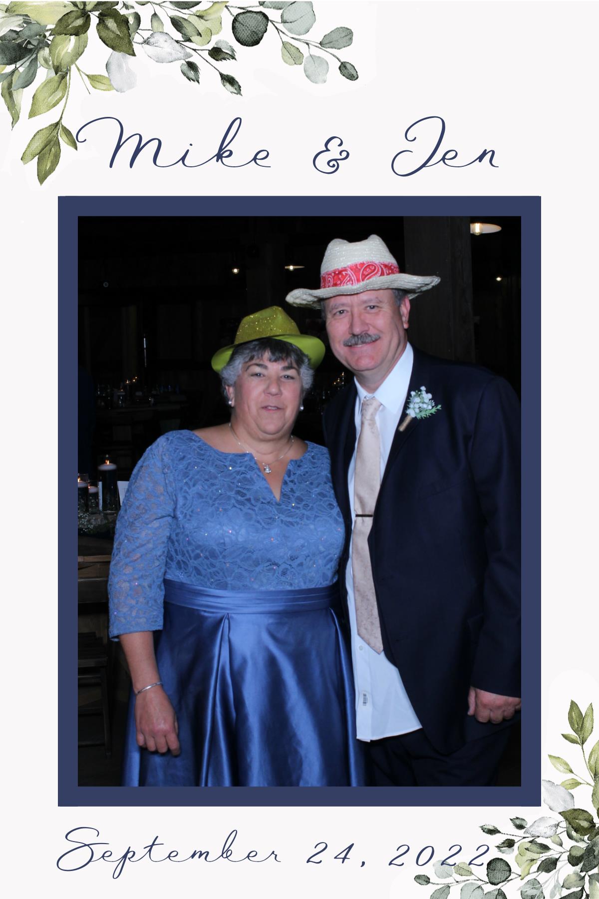 Mike and Jen's Wedding | View more photos from the event at gallery.mainemagicmirror.com/u/MaineMagicMirror/Mike-and-Jens-Wedding