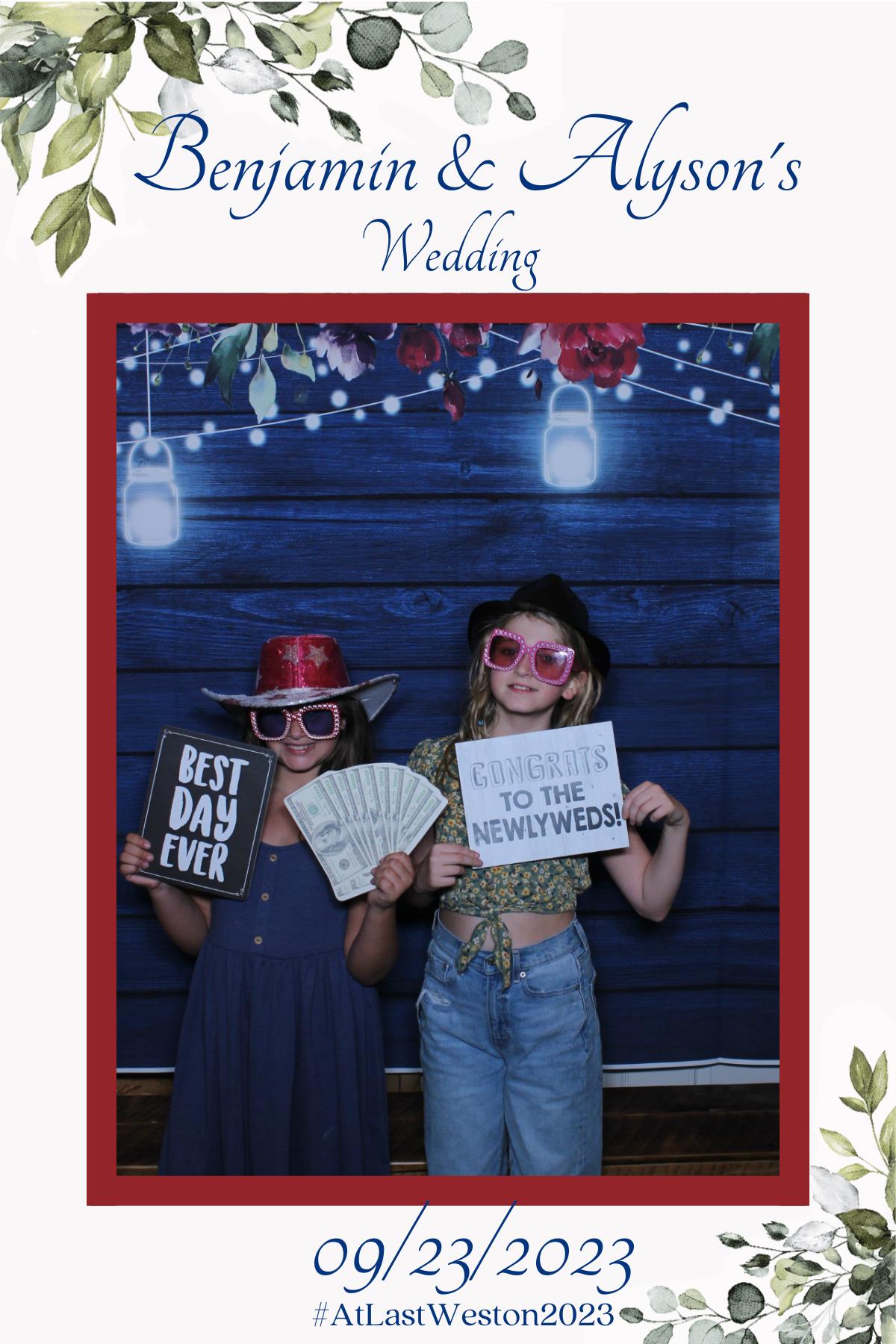 Benjamin & Alyson's Wedding | View more photos from the event at gallery.mainemagicmirror.com/u/MaineMagicMirror/Benjamin-Alysons-Wedding