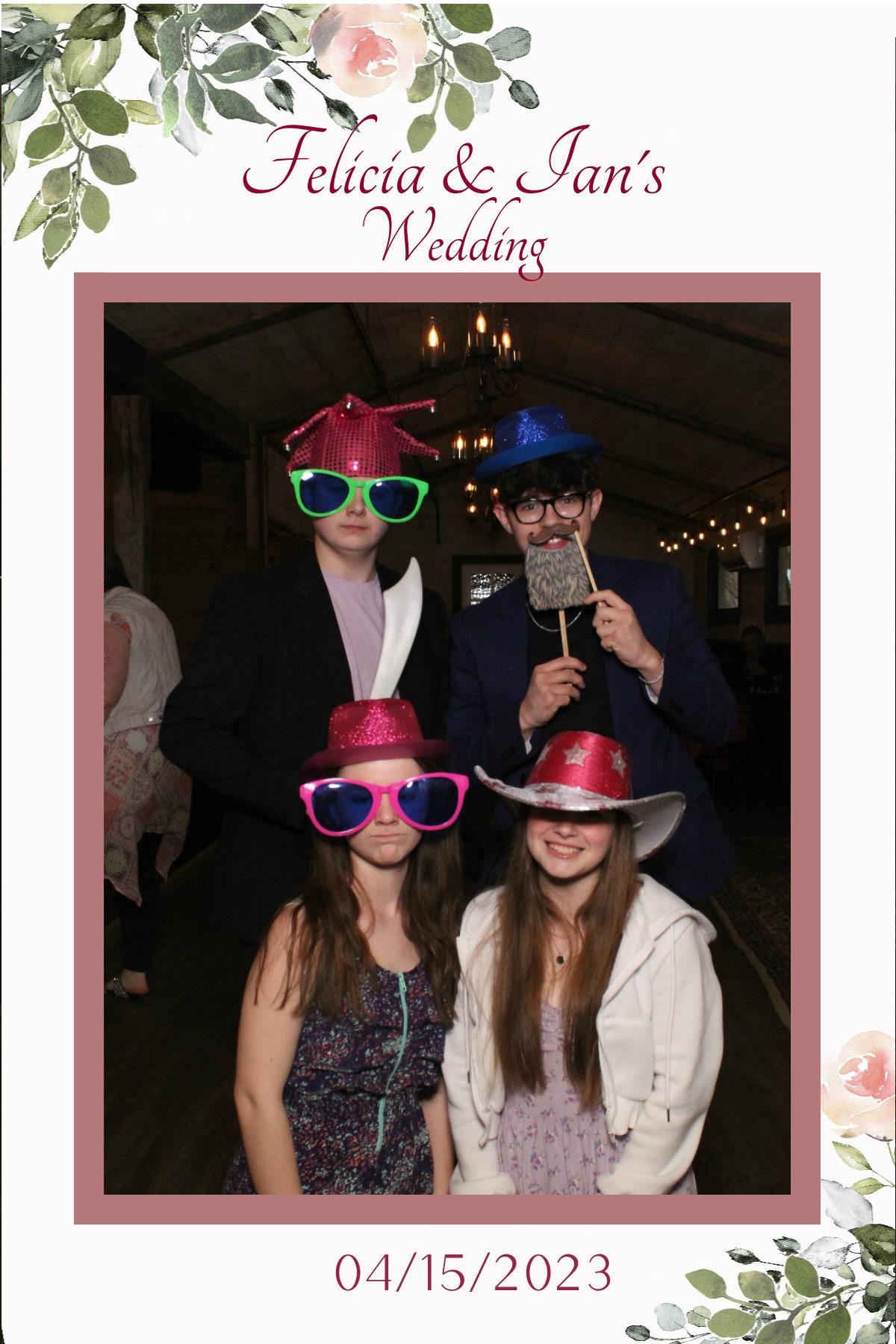 Felicia and Ian's Wedding | View more photos from the event at gallery.mainemagicmirror.com/u/MaineMagicMirror/Felicia-and-Ians-Wedding
