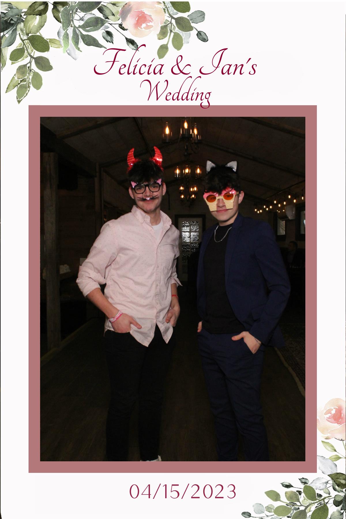 Felicia and Ian's Wedding | View more photos from the event at gallery.mainemagicmirror.com/u/MaineMagicMirror/Felicia-and-Ians-Wedding