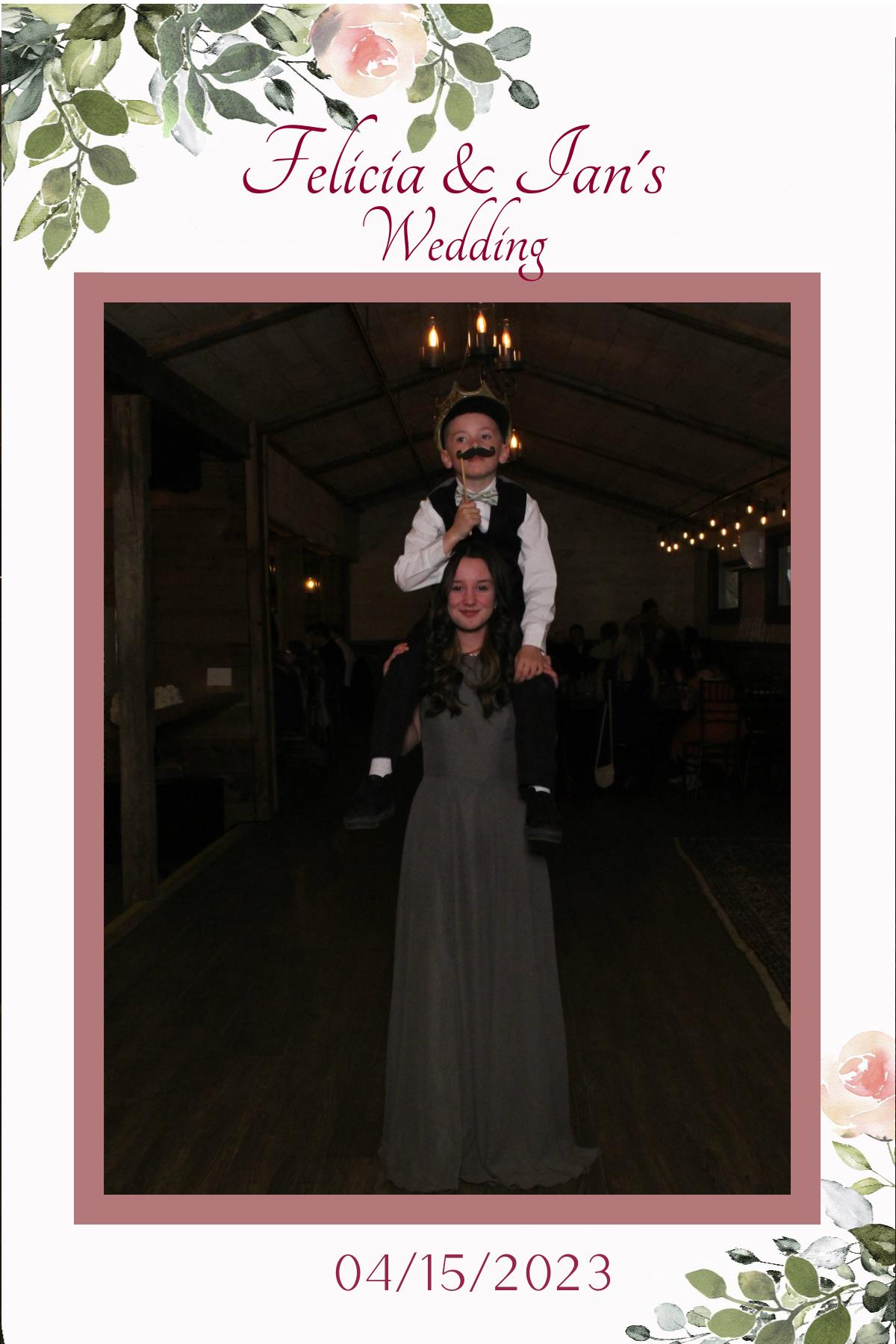 Felicia and Ian's Wedding | View more photos from the event at gallery.mainemagicmirror.com/u/MaineMagicMirror/Felicia-and-Ians-Wedding