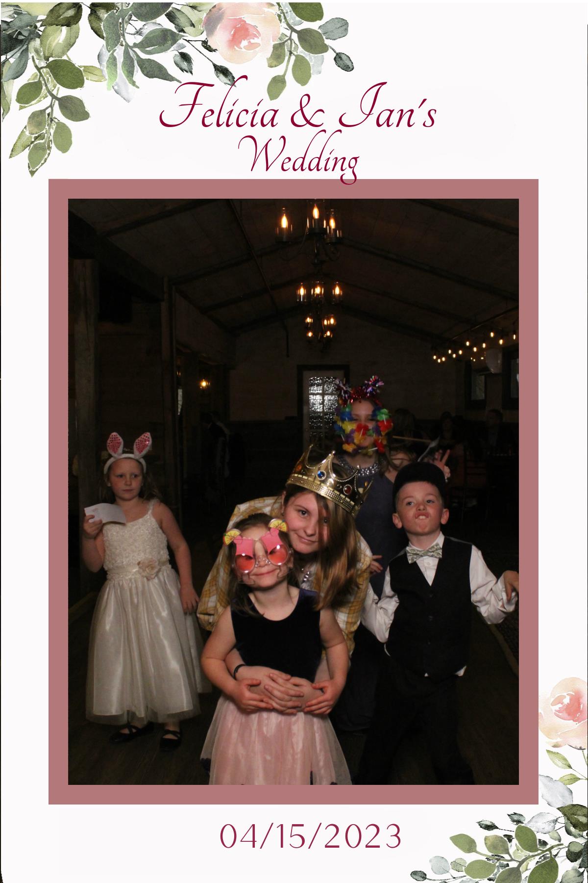 Felicia and Ian's Wedding | View more photos from the event at gallery.mainemagicmirror.com/u/MaineMagicMirror/Felicia-and-Ians-Wedding