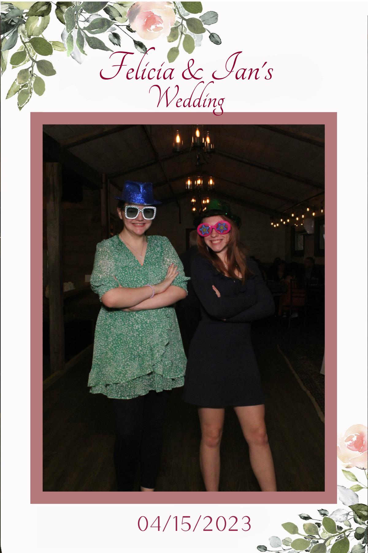Felicia and Ian's Wedding | View more photos from the event at gallery.mainemagicmirror.com/u/MaineMagicMirror/Felicia-and-Ians-Wedding