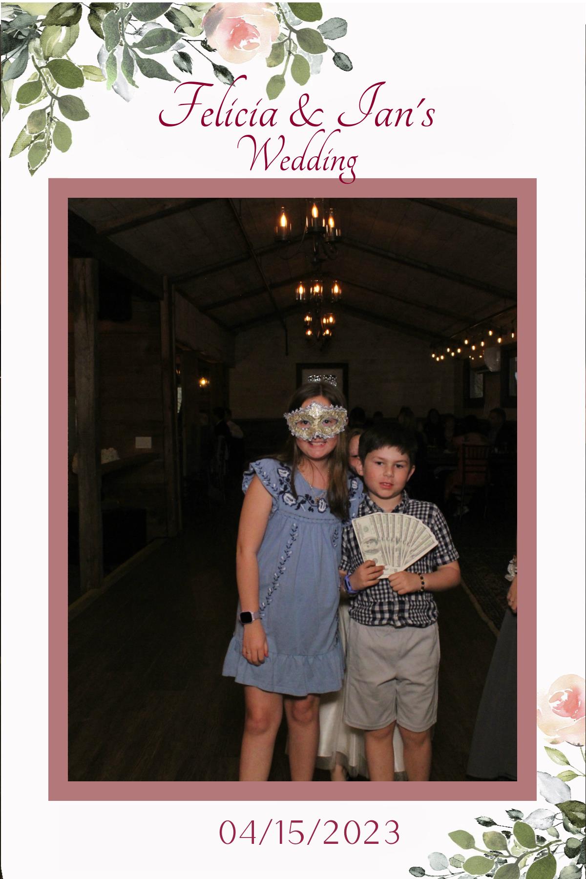 Felicia and Ian's Wedding | View more photos from the event at gallery.mainemagicmirror.com/u/MaineMagicMirror/Felicia-and-Ians-Wedding
