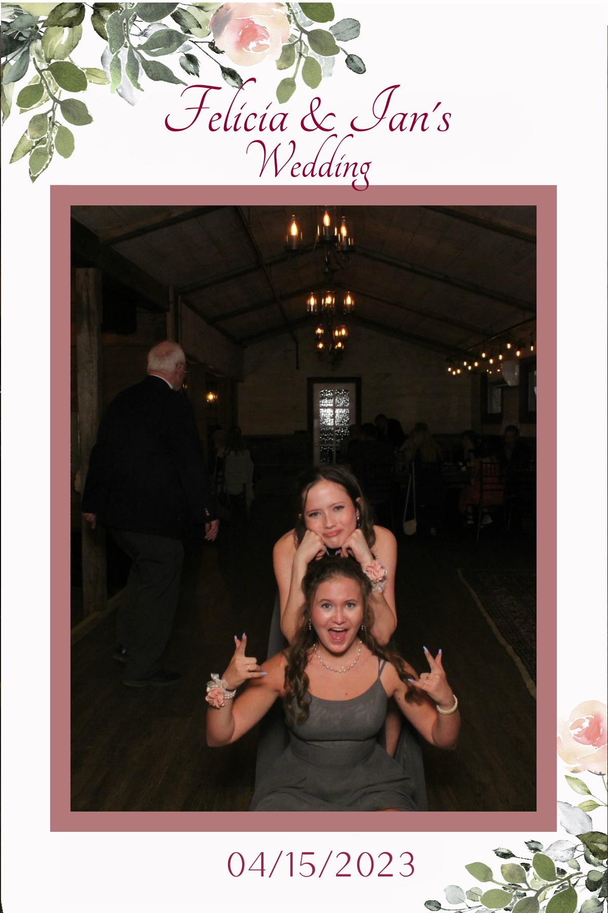 Felicia and Ian's Wedding | View more photos from the event at gallery.mainemagicmirror.com/u/MaineMagicMirror/Felicia-and-Ians-Wedding