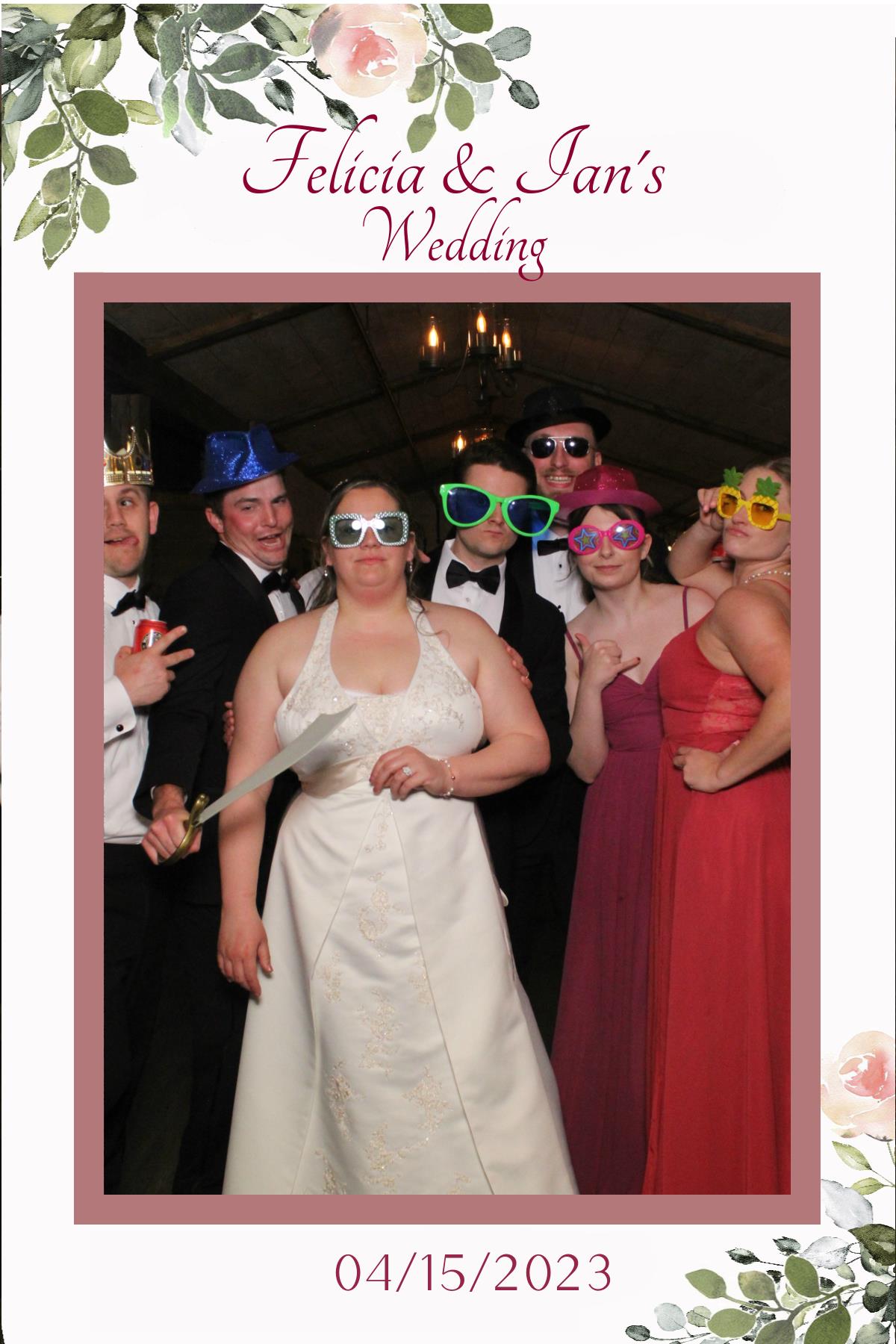 Felicia and Ian's Wedding | View more photos from the event at gallery.mainemagicmirror.com/u/MaineMagicMirror/Felicia-and-Ians-Wedding