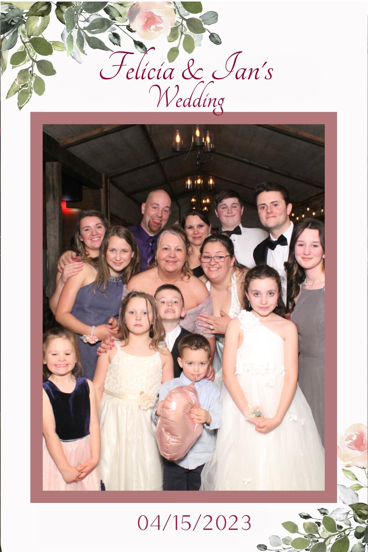 Felicia and Ian's Wedding | View more photos from the event at gallery.mainemagicmirror.com/u/MaineMagicMirror/Felicia-and-Ians-Wedding