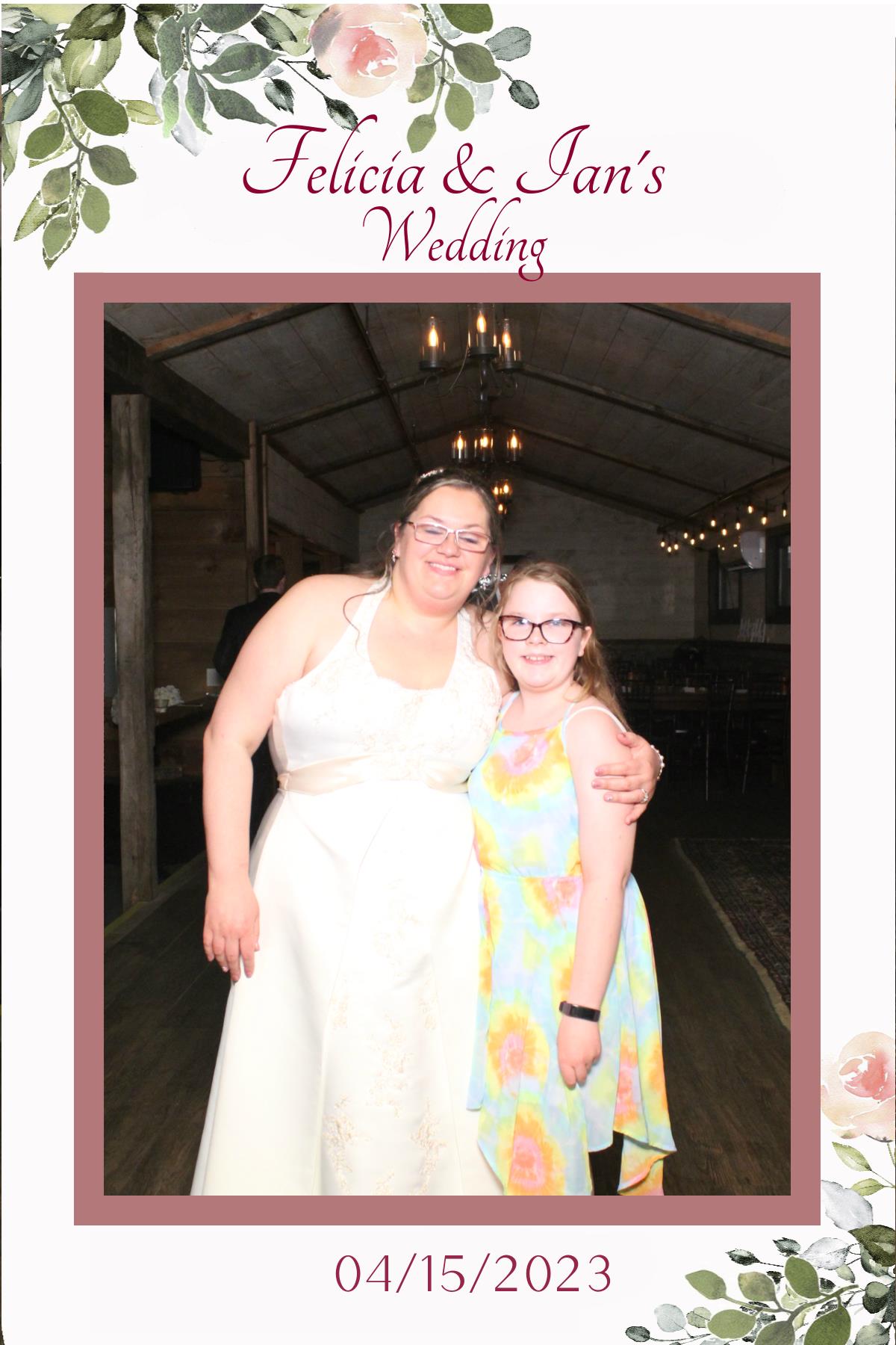 Felicia and Ian's Wedding | View more photos from the event at gallery.mainemagicmirror.com/u/MaineMagicMirror/Felicia-and-Ians-Wedding