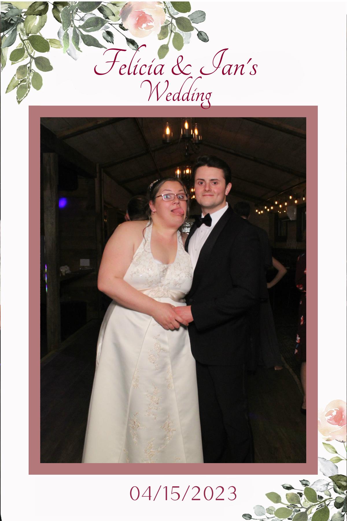 Felicia and Ian's Wedding | View more photos from the event at gallery.mainemagicmirror.com/u/MaineMagicMirror/Felicia-and-Ians-Wedding