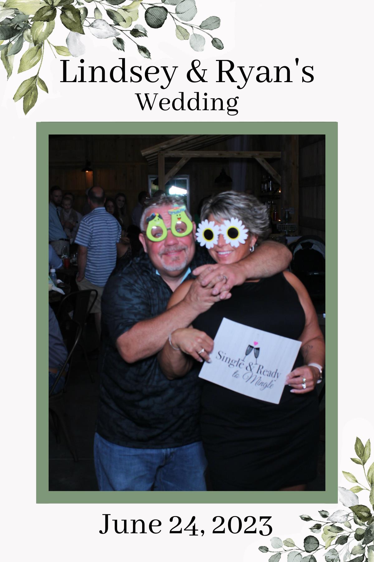 Lindsey & Ryan's Wedding | View more photos from the event at gallery.mainemagicmirror.com/u/MaineMagicMirror/Lindsey-Ryans-Wedding