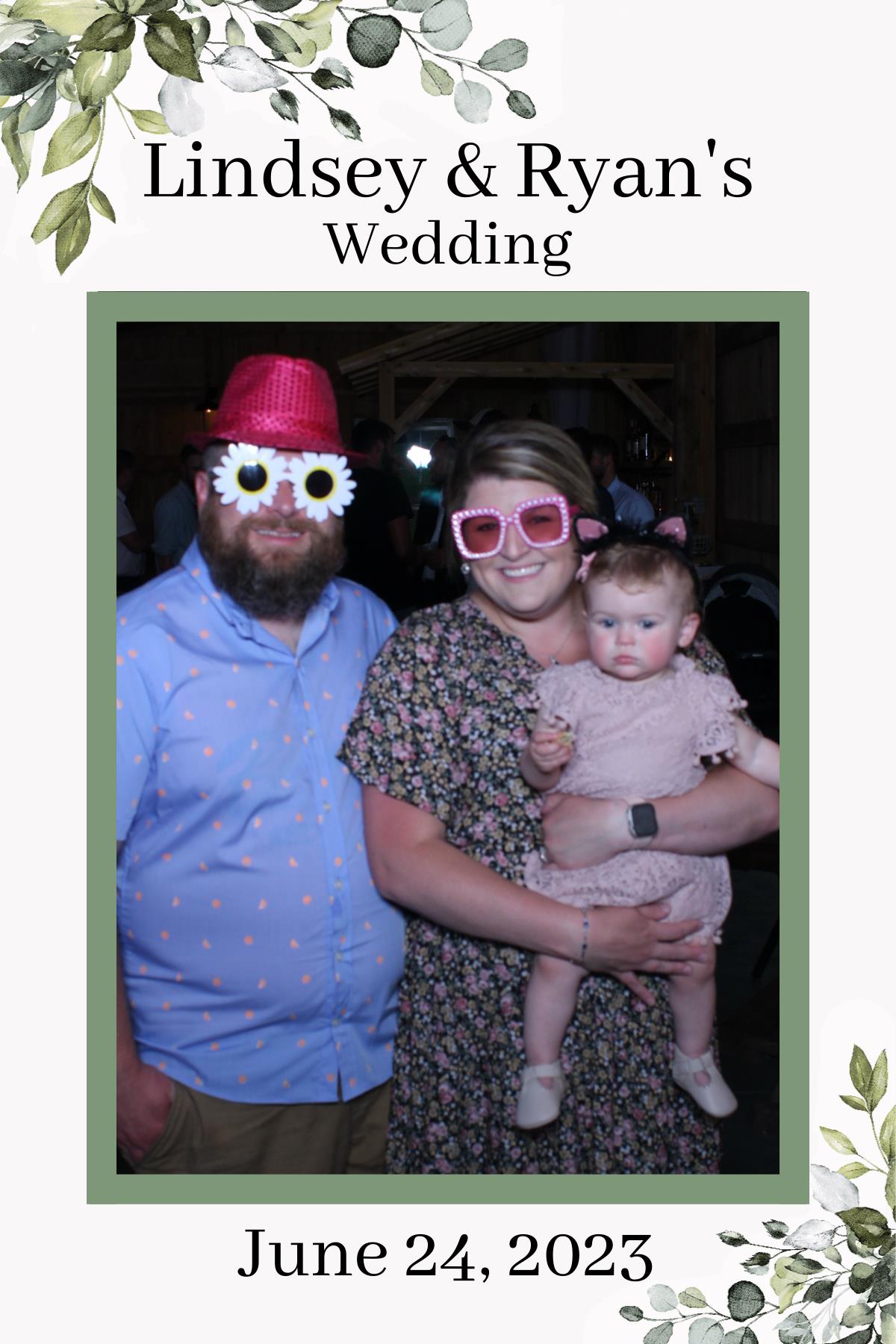 Lindsey & Ryan's Wedding | View more photos from the event at gallery.mainemagicmirror.com/u/MaineMagicMirror/Lindsey-Ryans-Wedding