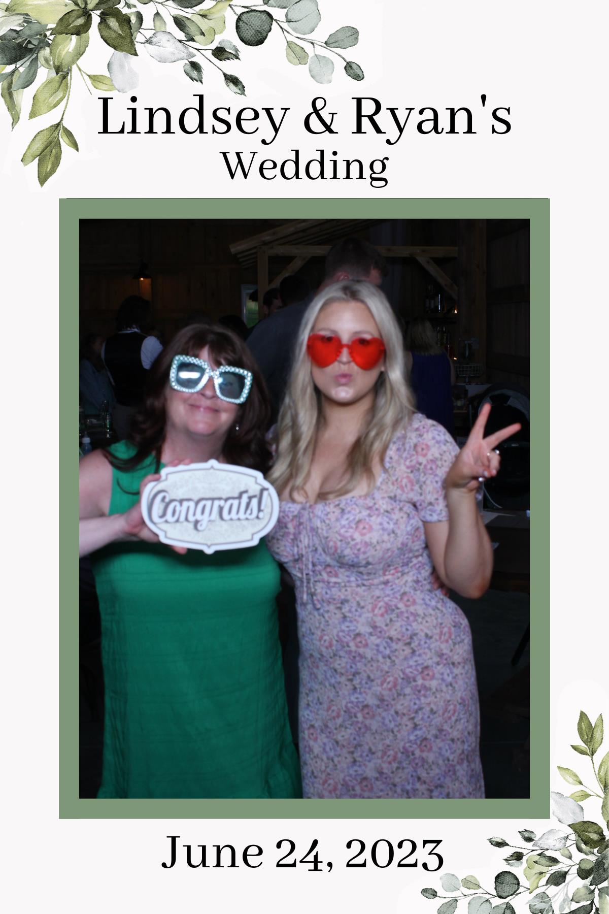 Lindsey & Ryan's Wedding | View more photos from the event at gallery.mainemagicmirror.com/u/MaineMagicMirror/Lindsey-Ryans-Wedding
