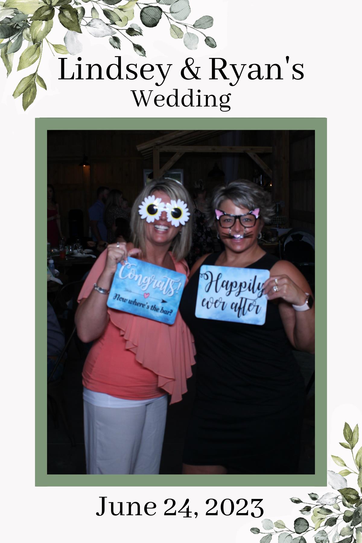 Lindsey & Ryan's Wedding | View more photos from the event at gallery.mainemagicmirror.com/u/MaineMagicMirror/Lindsey-Ryans-Wedding