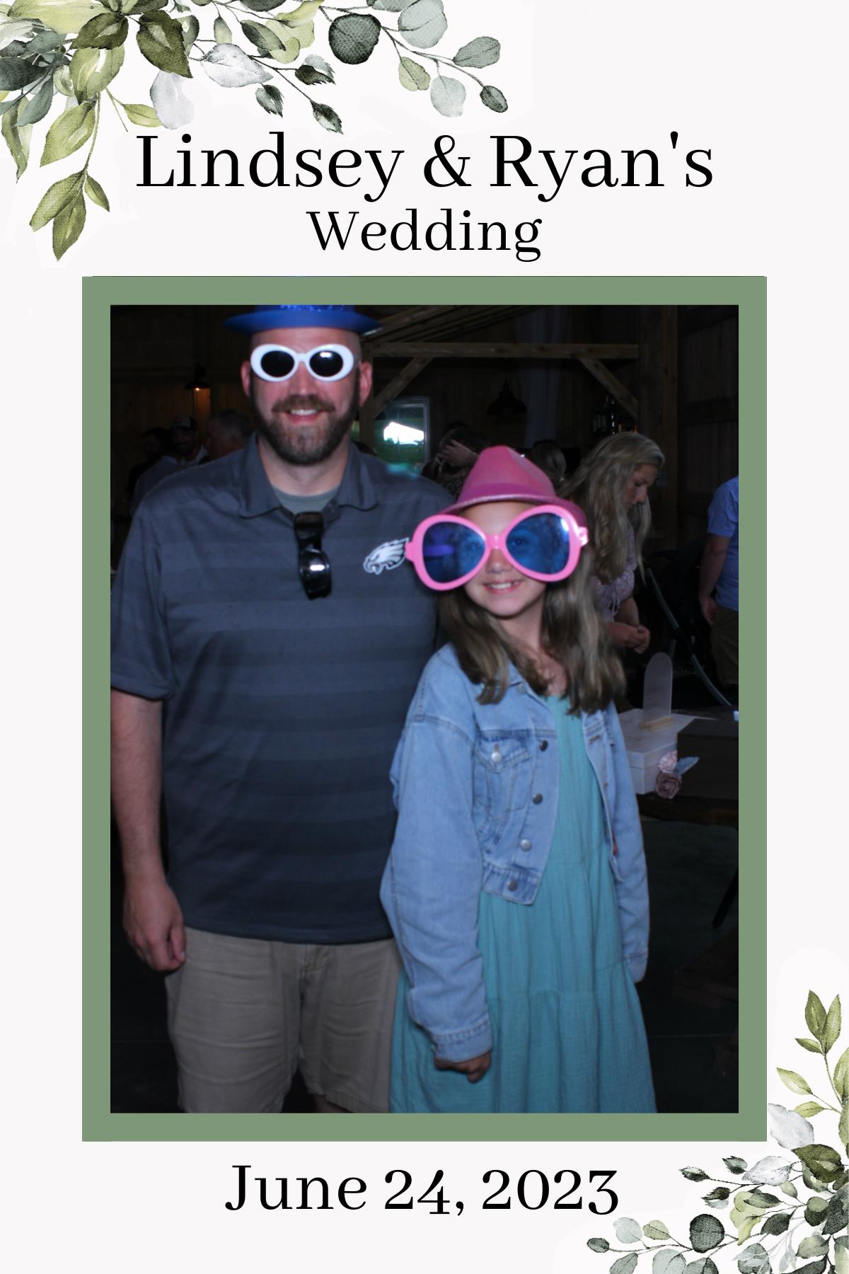 Lindsey & Ryan's Wedding | View more photos from the event at gallery.mainemagicmirror.com/u/MaineMagicMirror/Lindsey-Ryans-Wedding