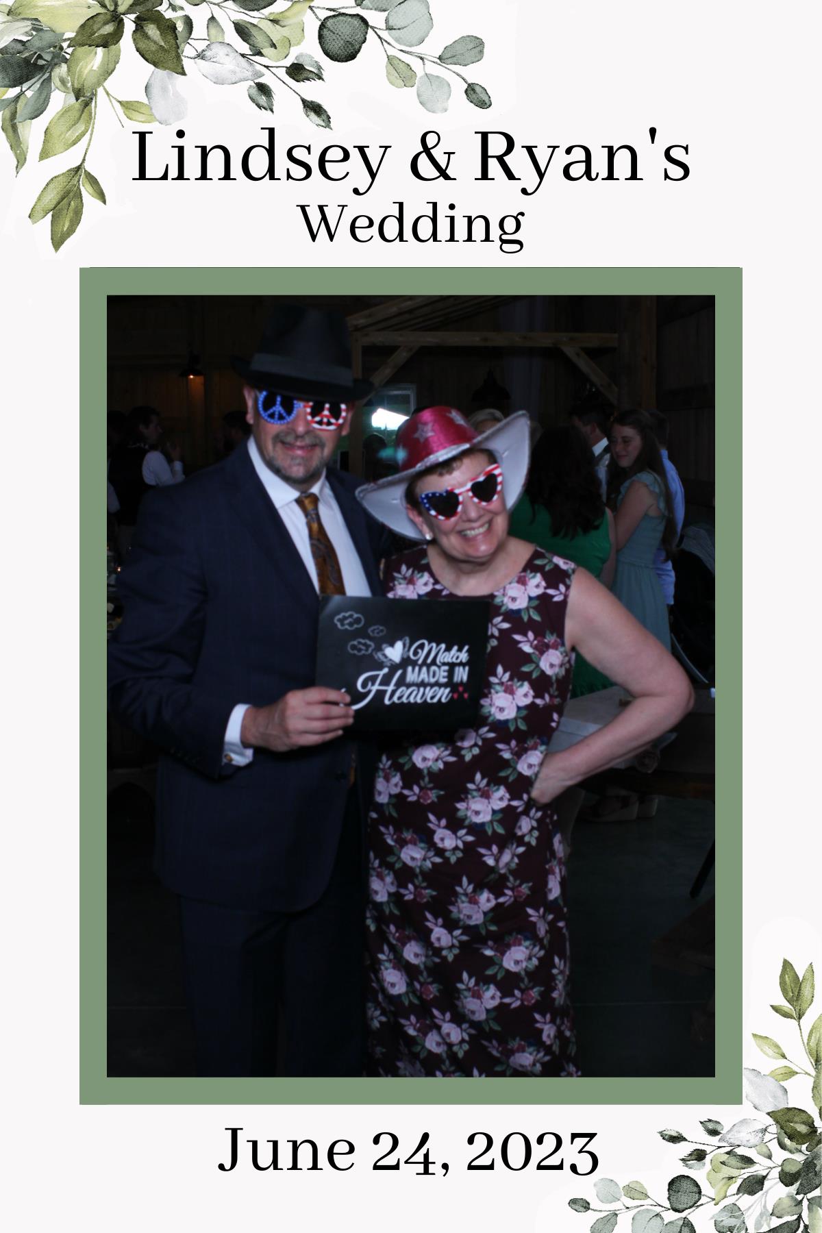 Lindsey & Ryan's Wedding | View more photos from the event at gallery.mainemagicmirror.com/u/MaineMagicMirror/Lindsey-Ryans-Wedding