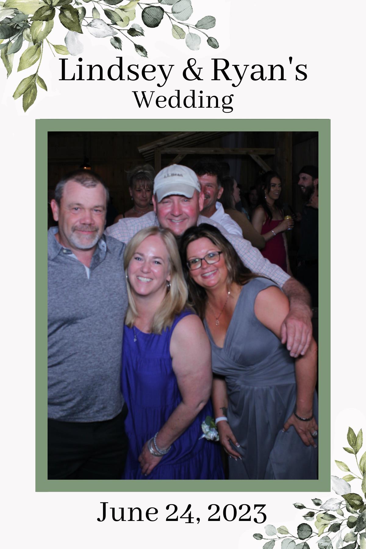 Lindsey & Ryan's Wedding | View more photos from the event at gallery.mainemagicmirror.com/u/MaineMagicMirror/Lindsey-Ryans-Wedding